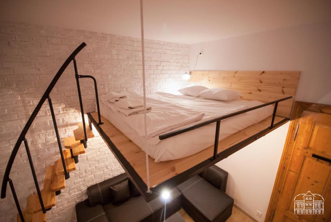 Studio Apartment photo 1