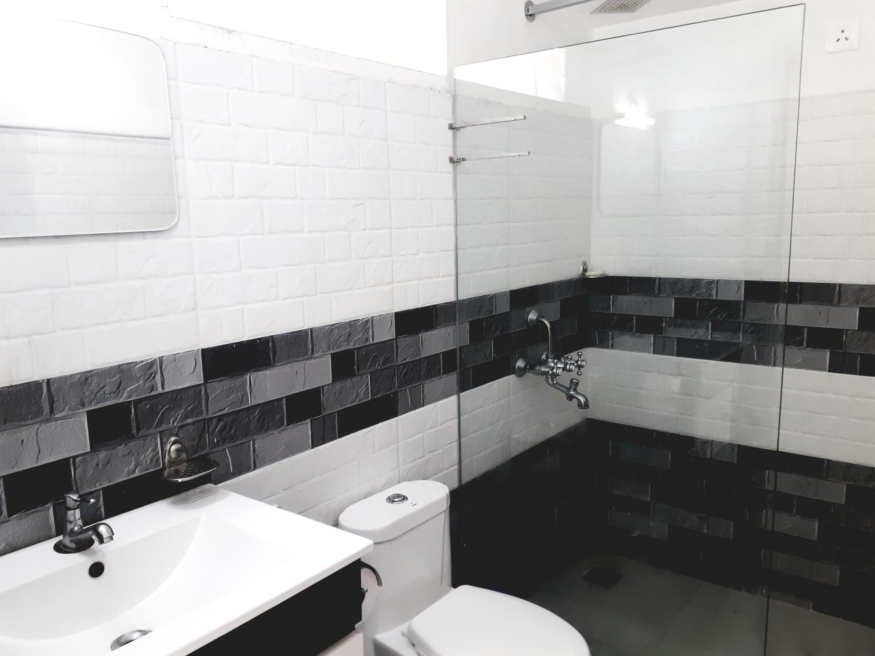 Double or Twin Room photo 3