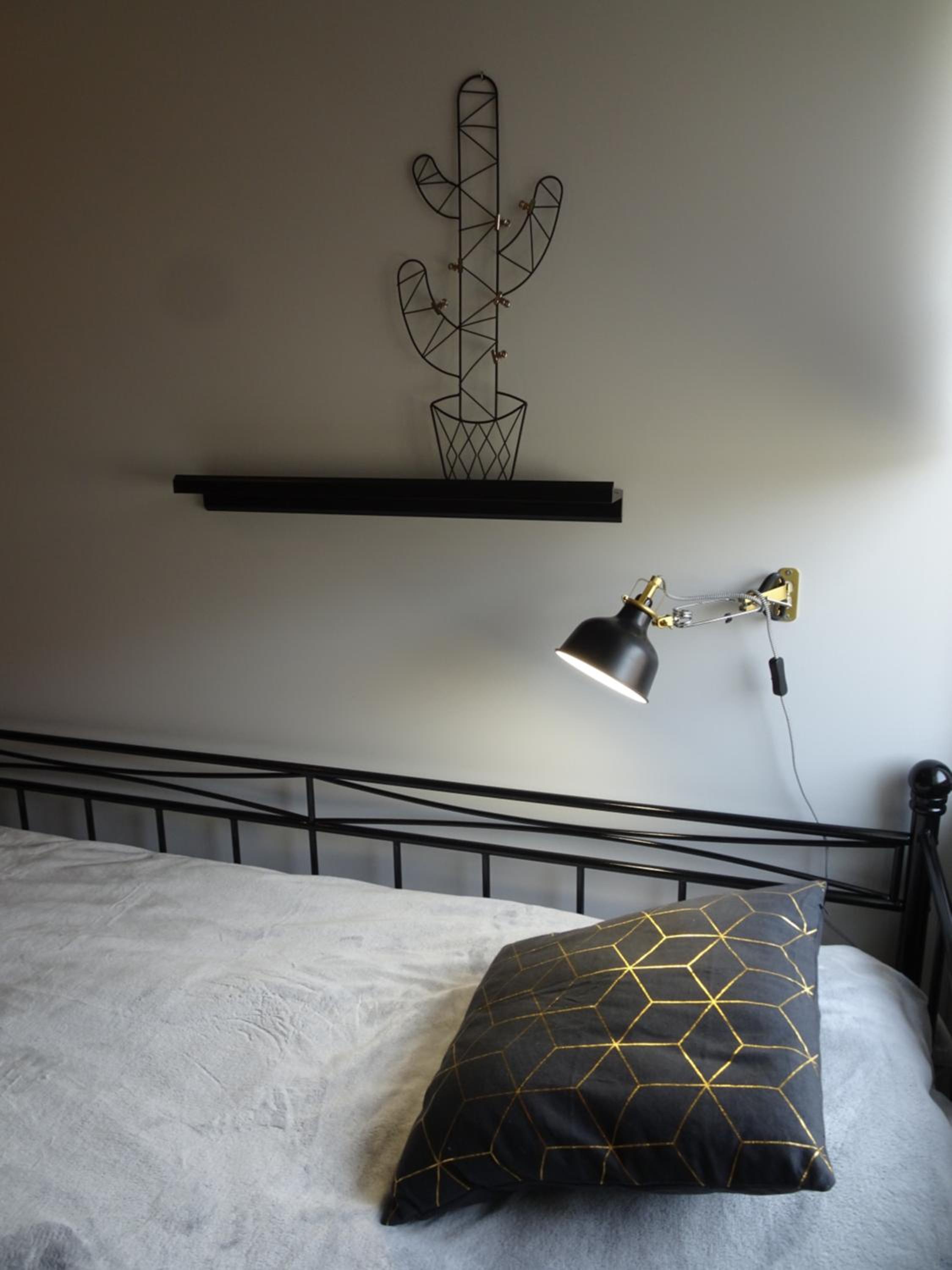 Three-Bedroom Apartment - Photo 5