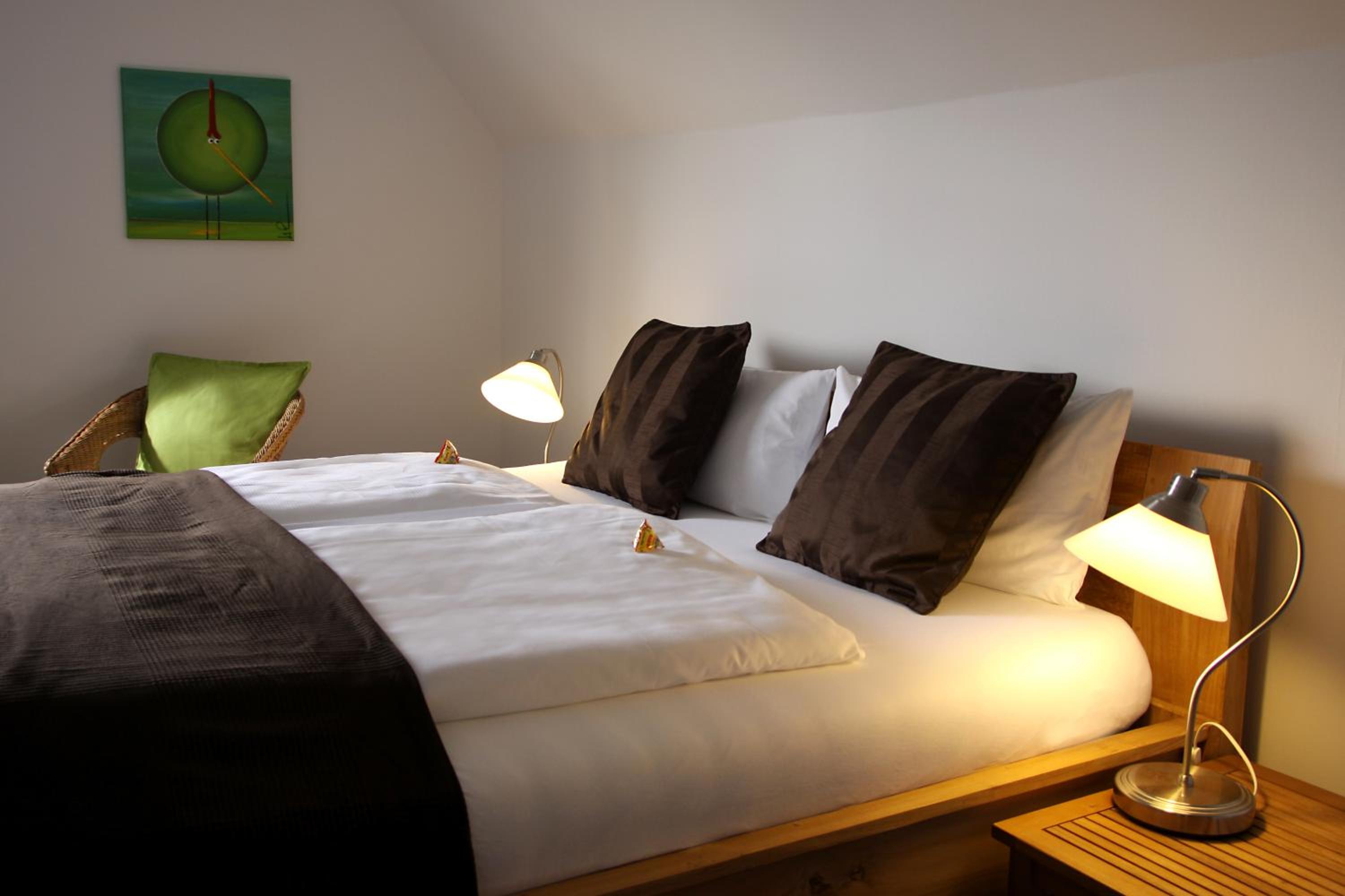Large Double Room photo 2