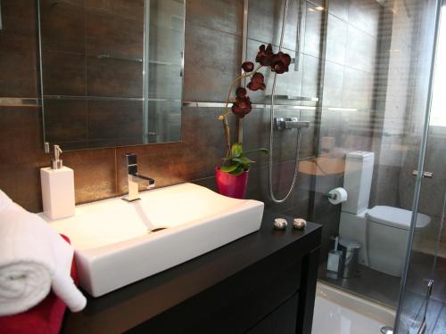 Double or Twin Room with View photo 2