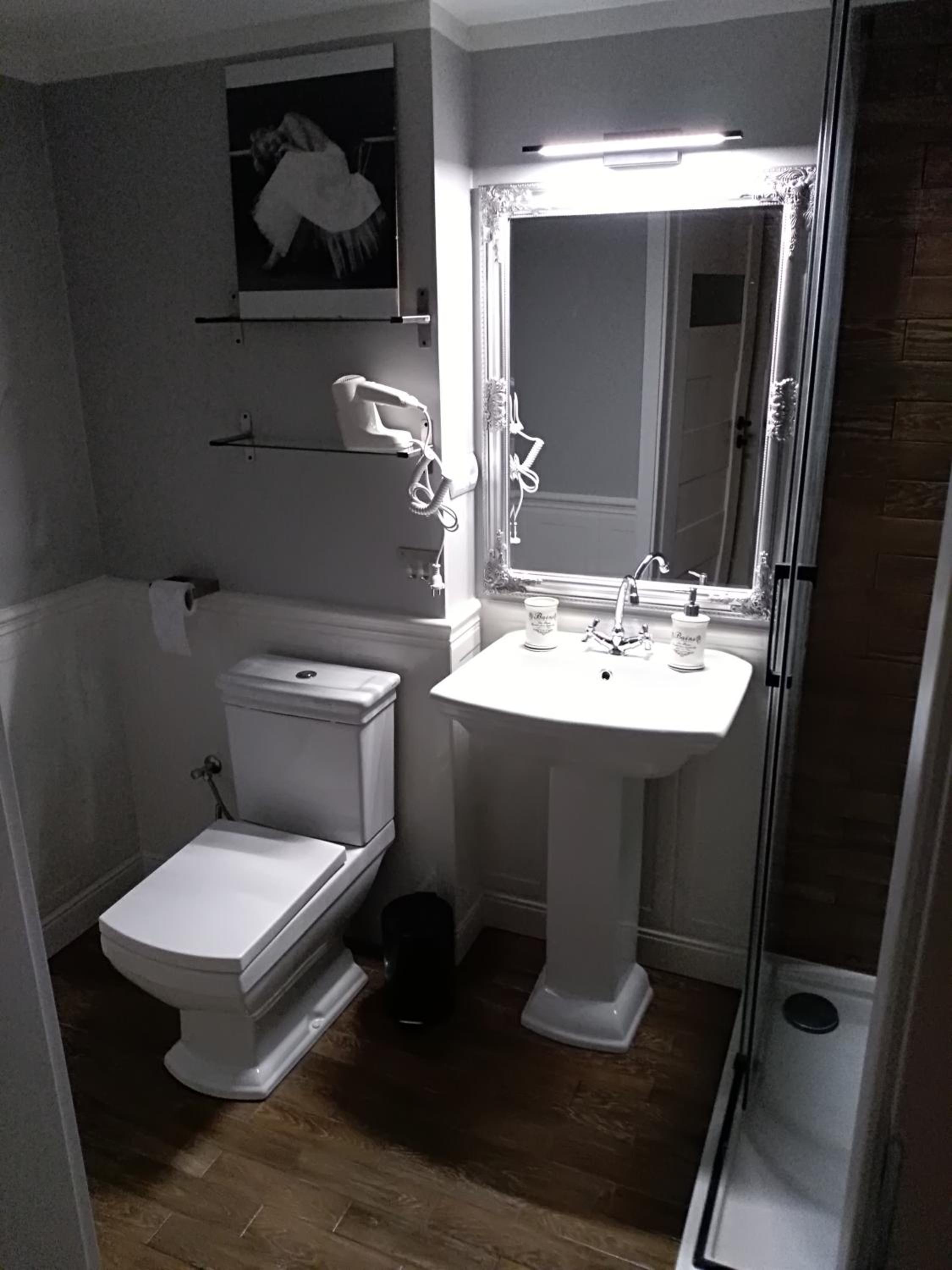 Apartment photo 1