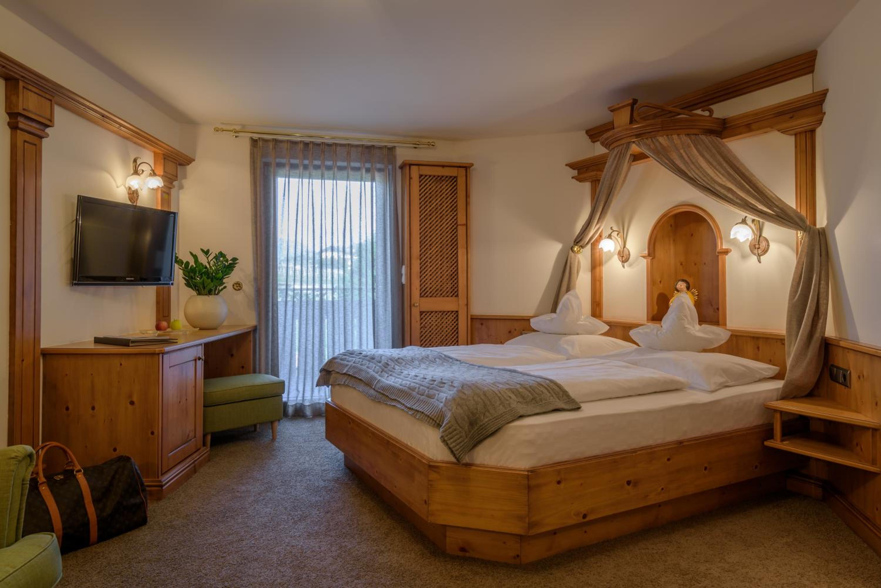 Deluxe Double Room photo 2
