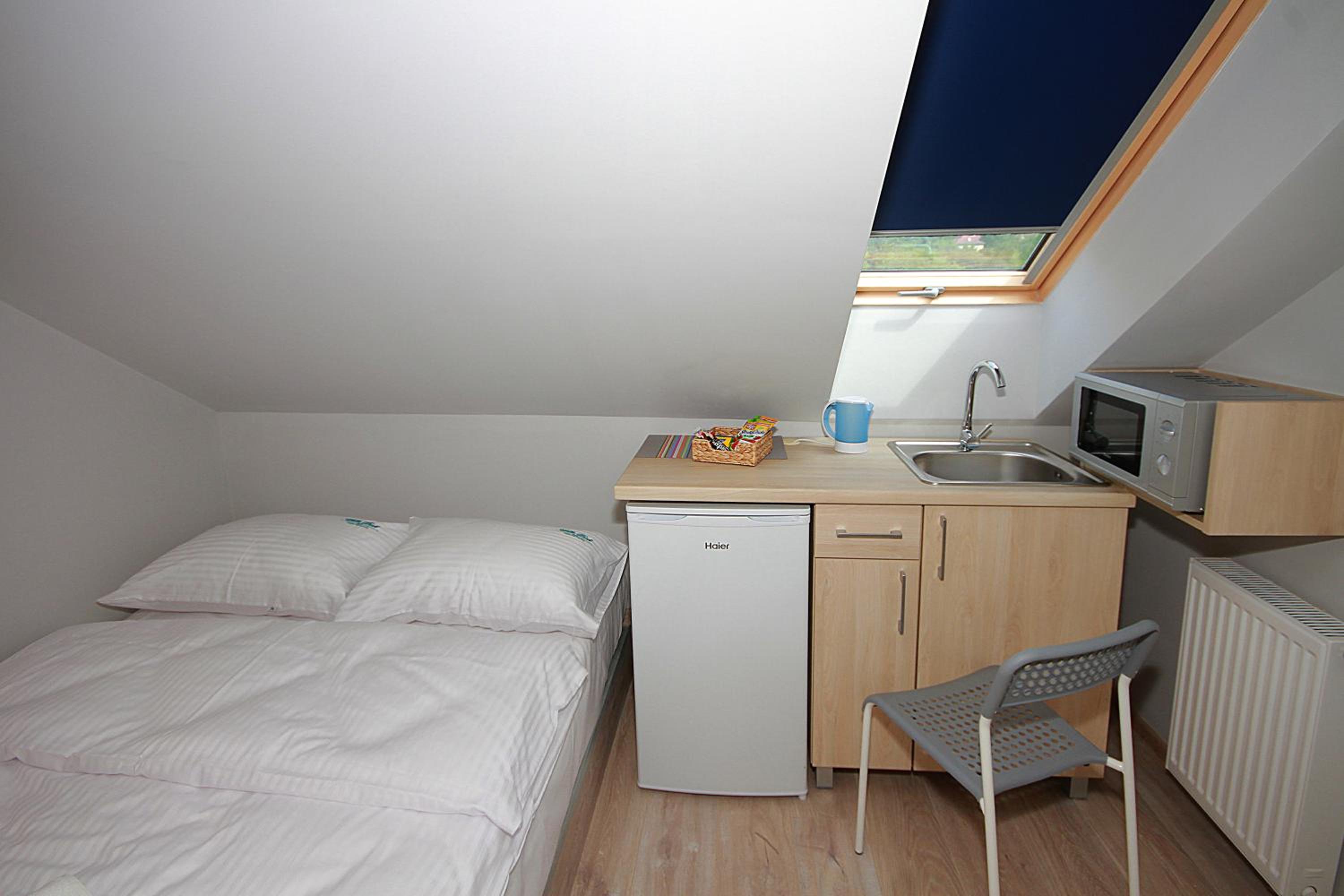 Economy Single Room