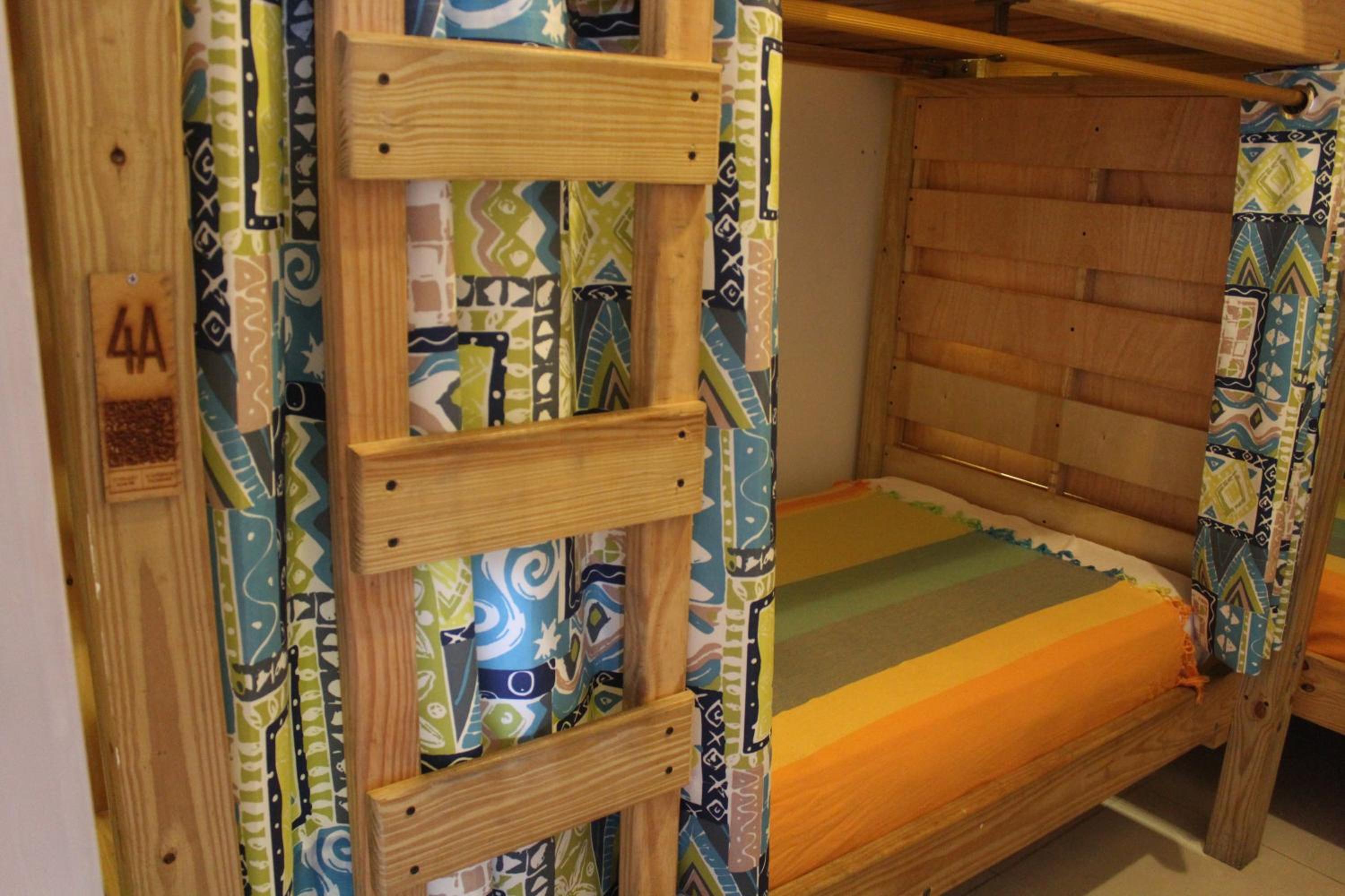 Bed in 4-Bed Mixed Dormitory Room photo 1