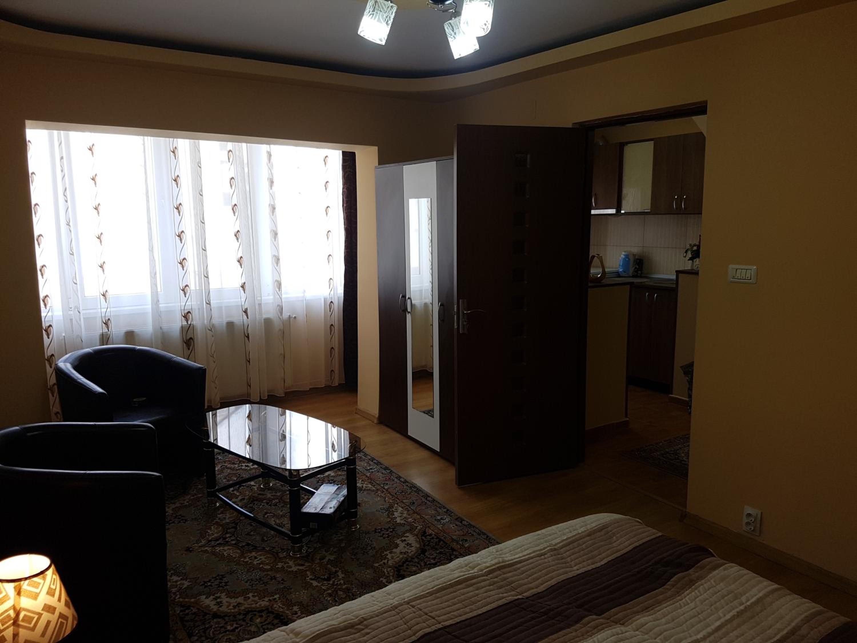 Apartment photo 3