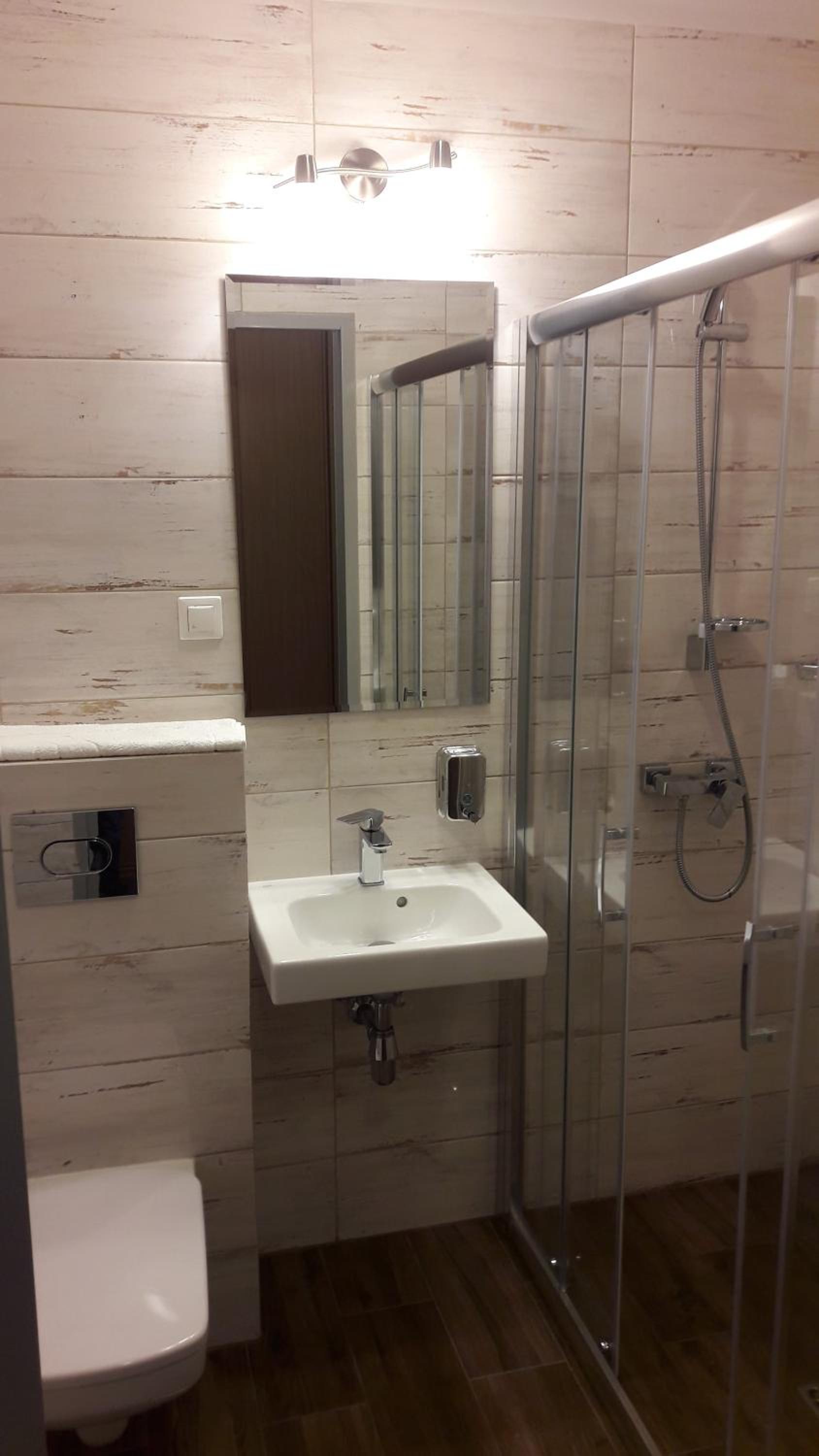 Triple Room with Private Bathroom photo 2