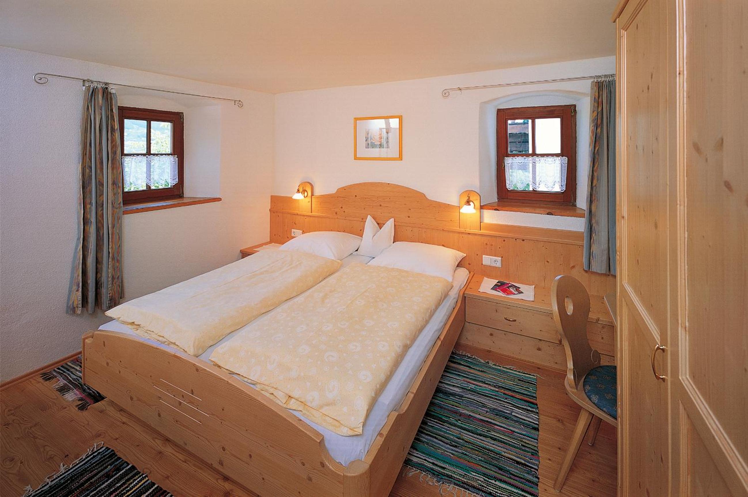 One-Bedroom Apartment with Balcony