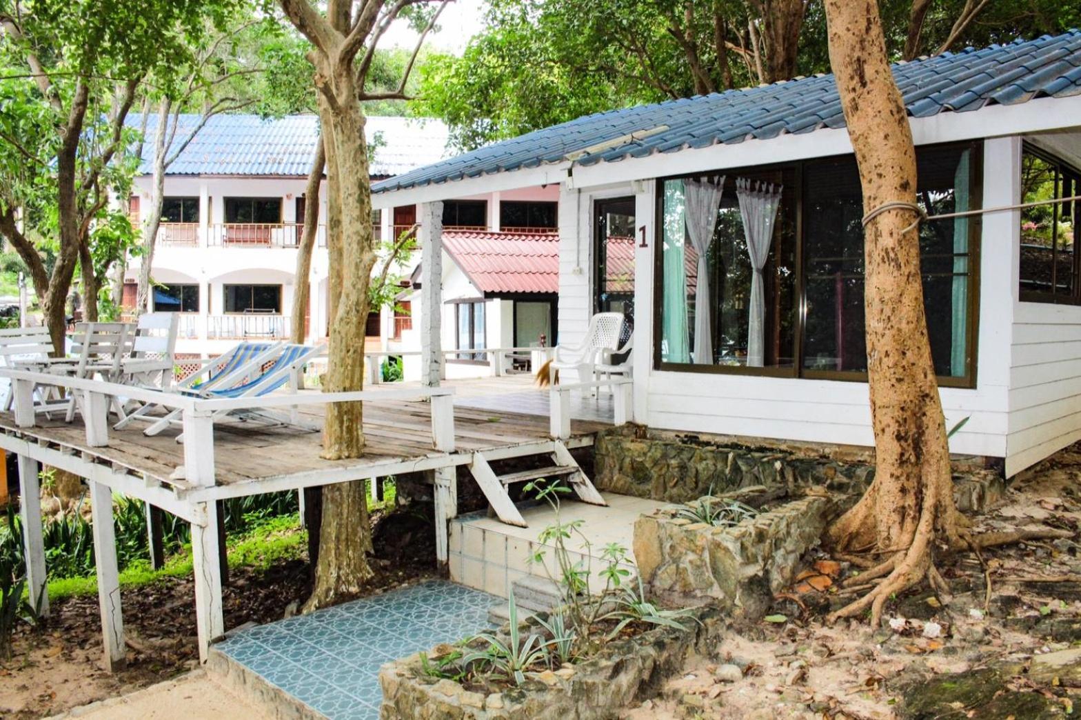 Double Room with Balcony and Sea View photo 2