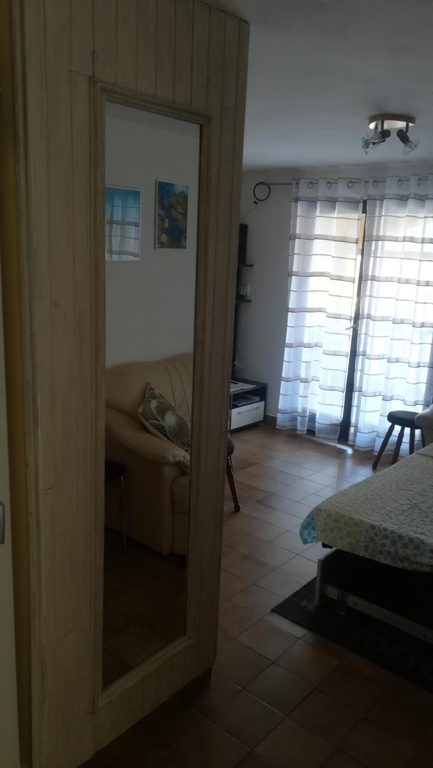 Apartment with Sea View - Photo 33
