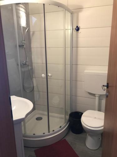 Double Room - Photo 4