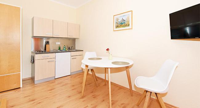 Apartment with Mountain View photo 3
