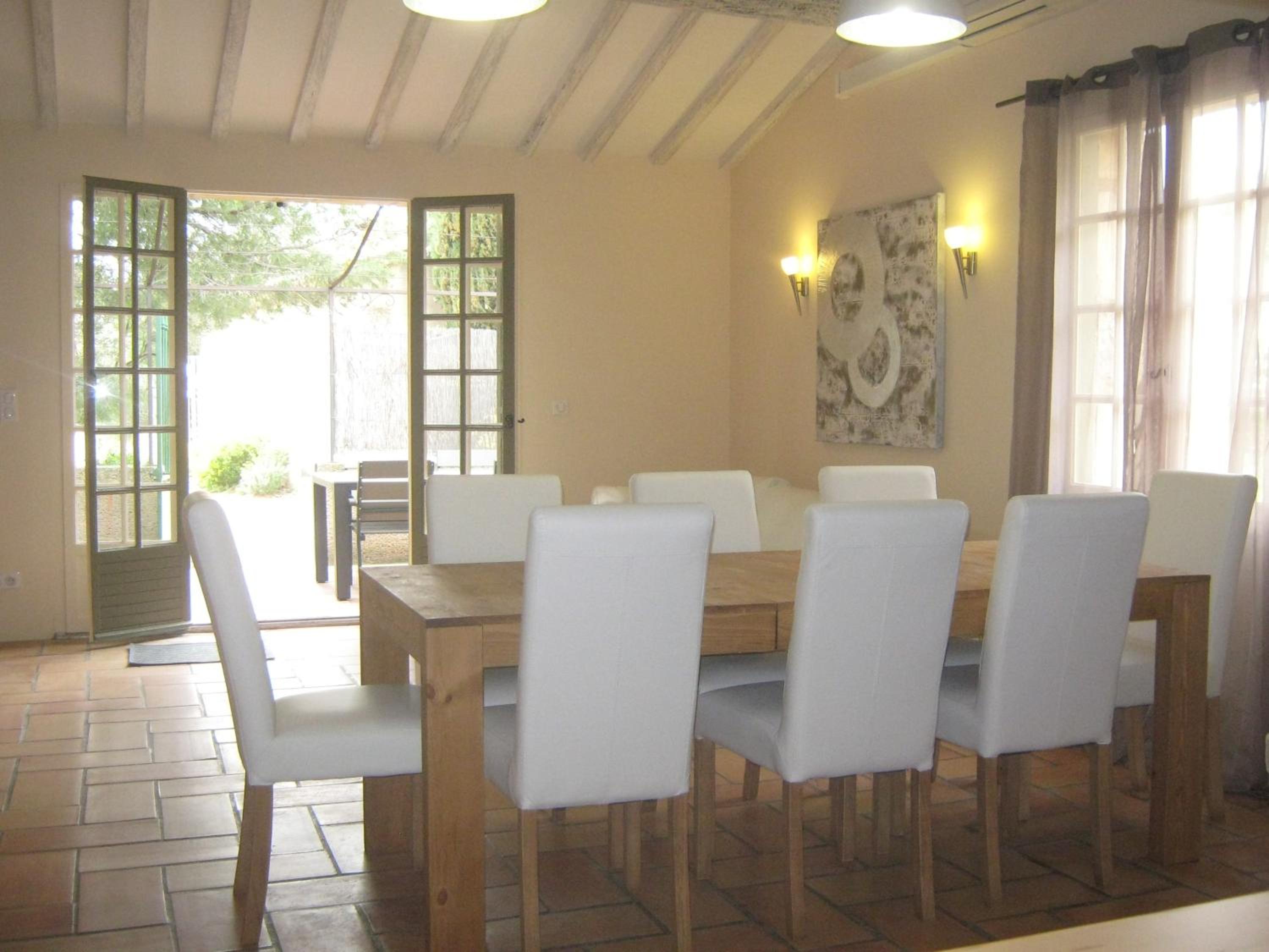Three-Bedroom Villa with Terrace (6 Adults) - Photo 6
