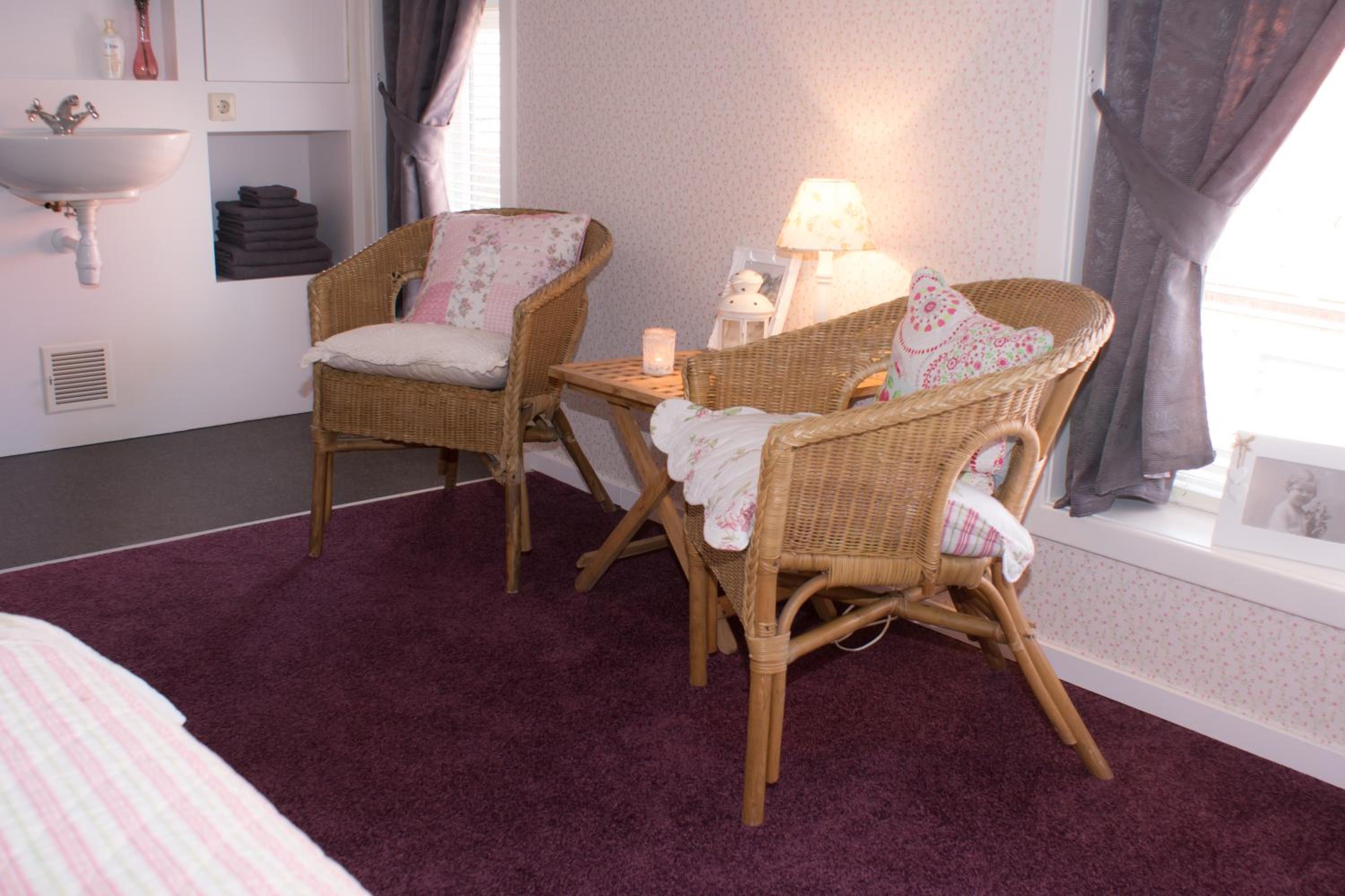 Double Room with Private Bathroom photo 2