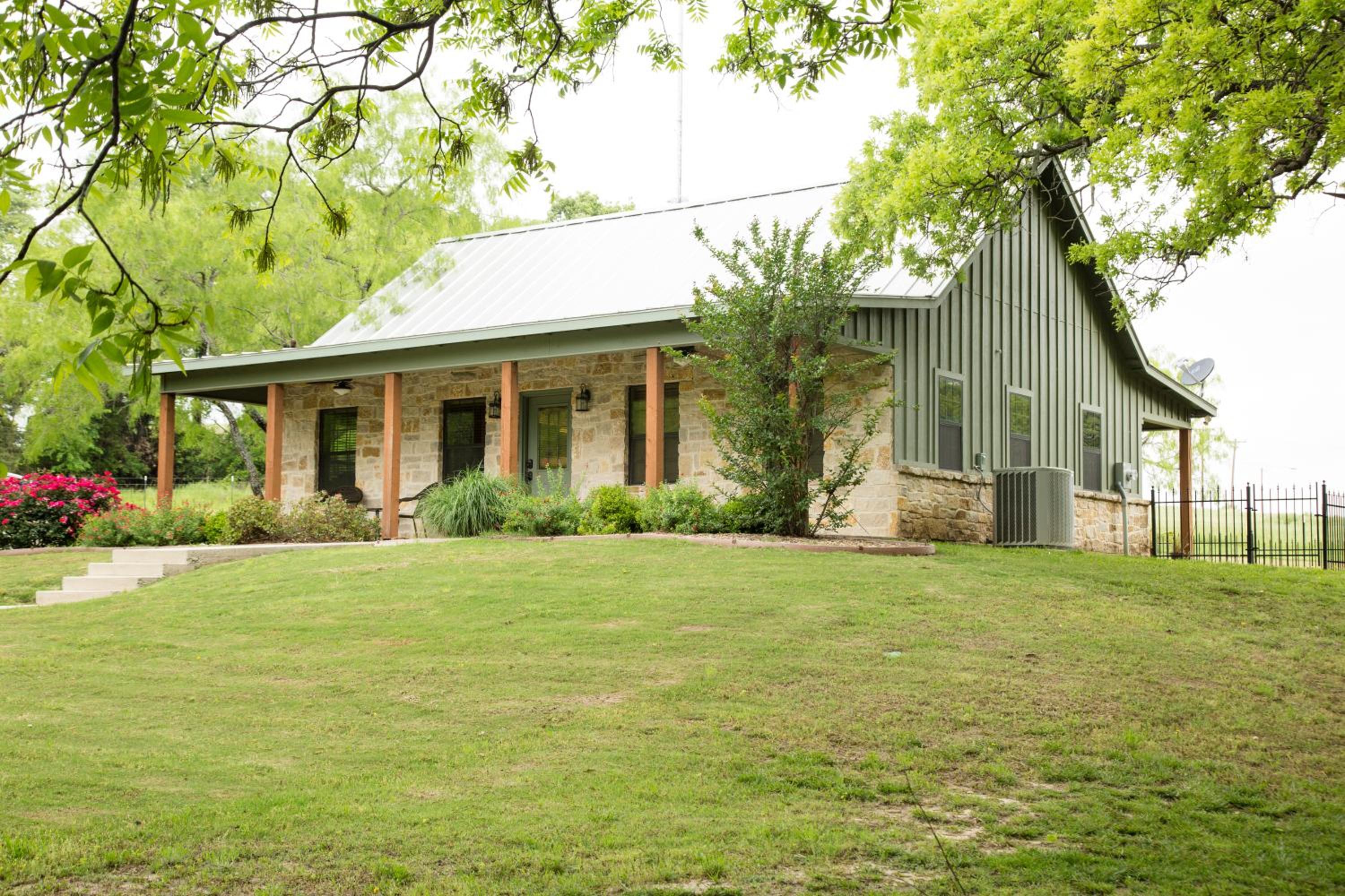 Bungalow photo 3