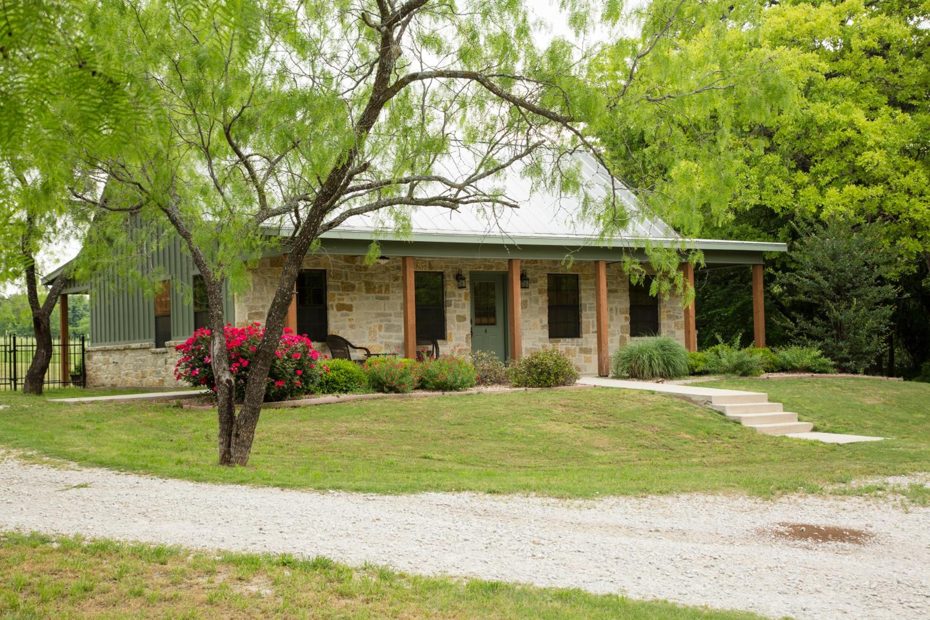 Bungalow photo 2