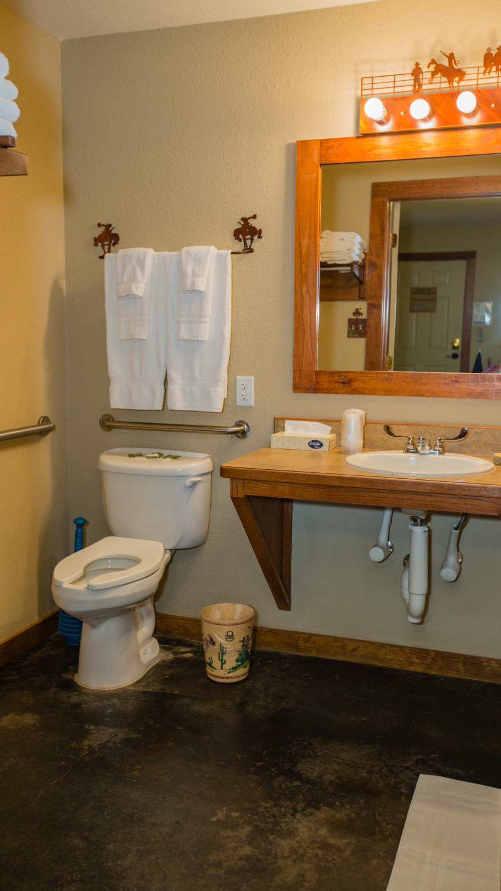 Family Room with Shower photo 3