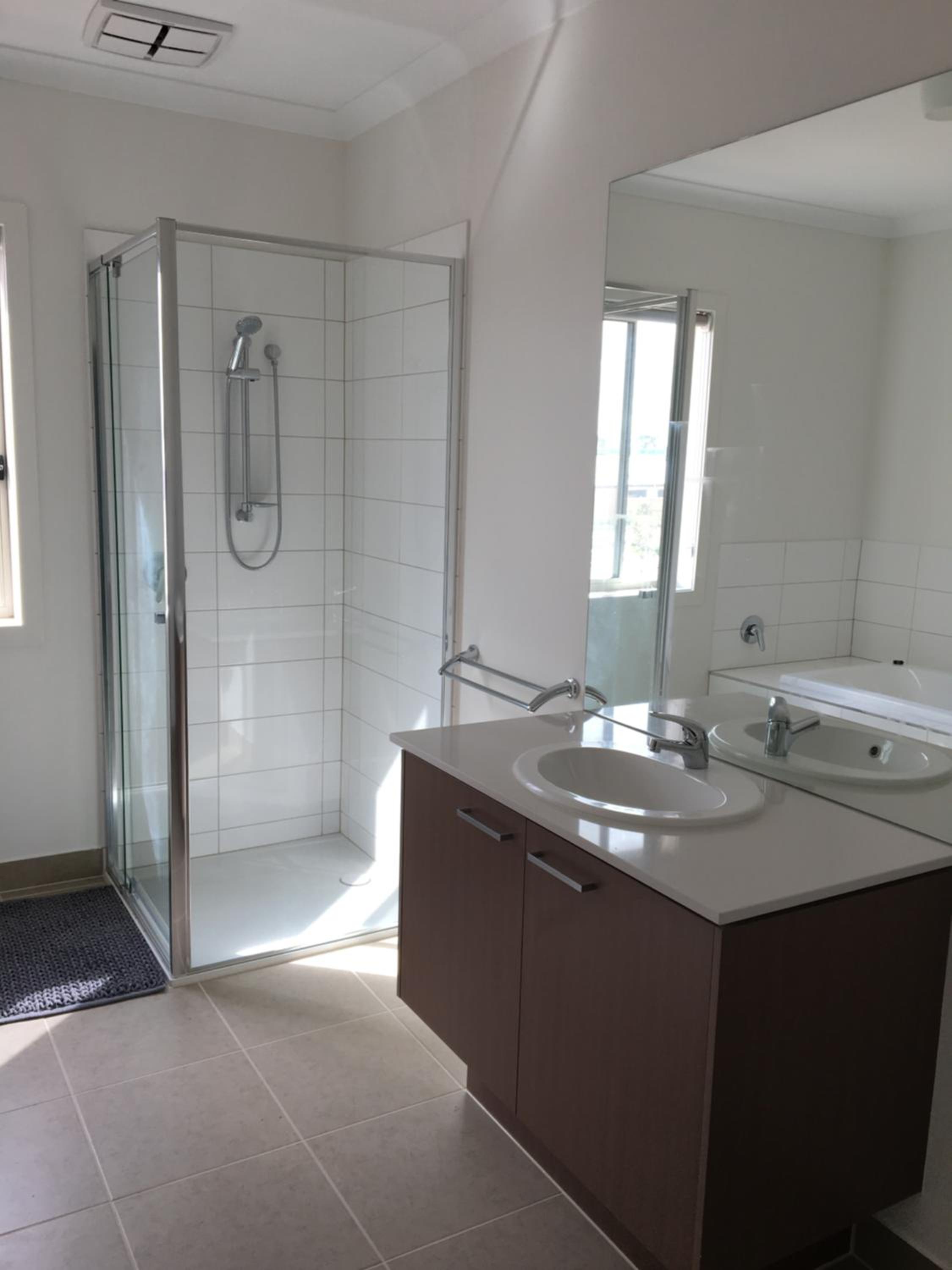Standard Double Room with Shared Bathroom photo 2