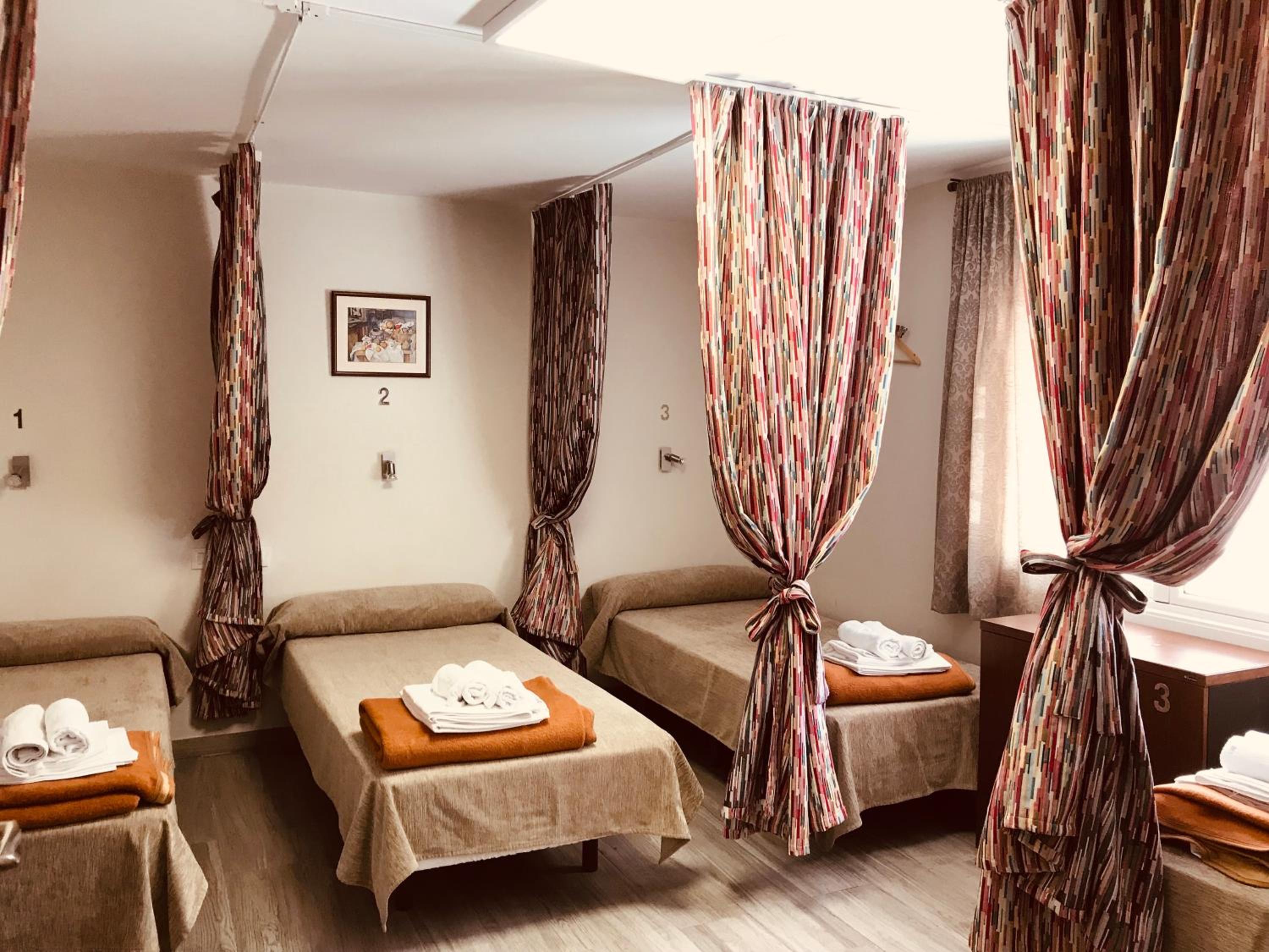 Single Bed in Female Dormitory Room photo 2