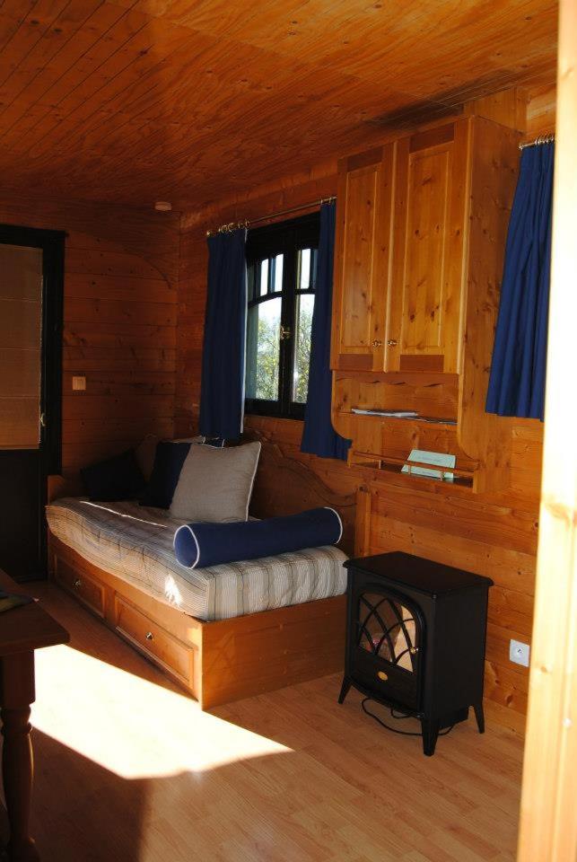 Deluxe Double Room - Photo 10