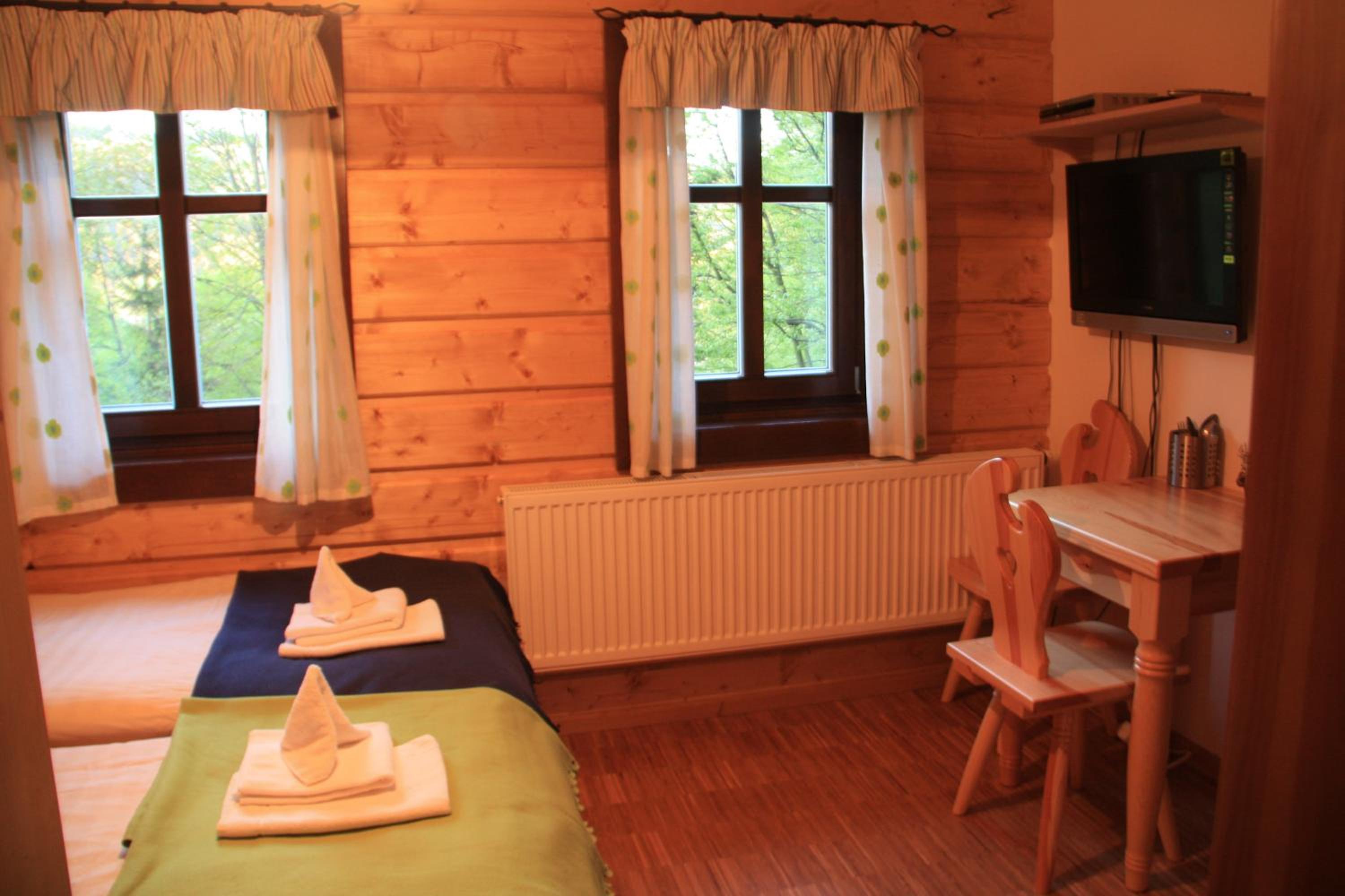 Apartment with Mountain View (2 Adults) photo 2