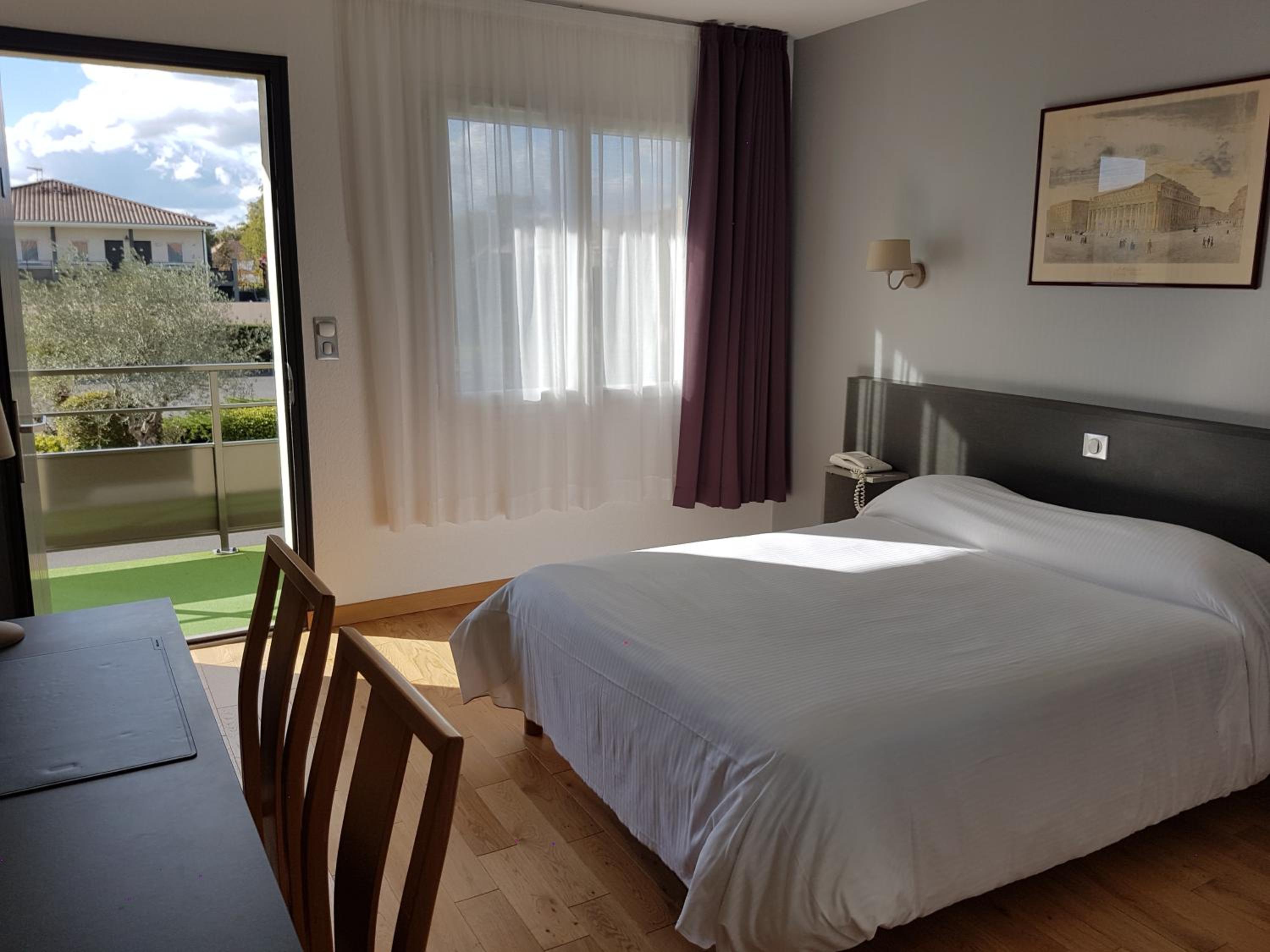 Double Room - Photo 1