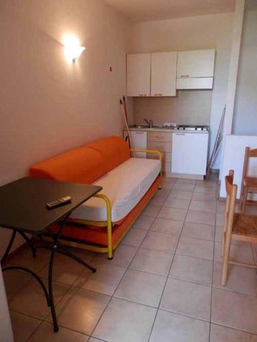 Two-Bedroom Apartment with Patio (6 Adults) photo 2