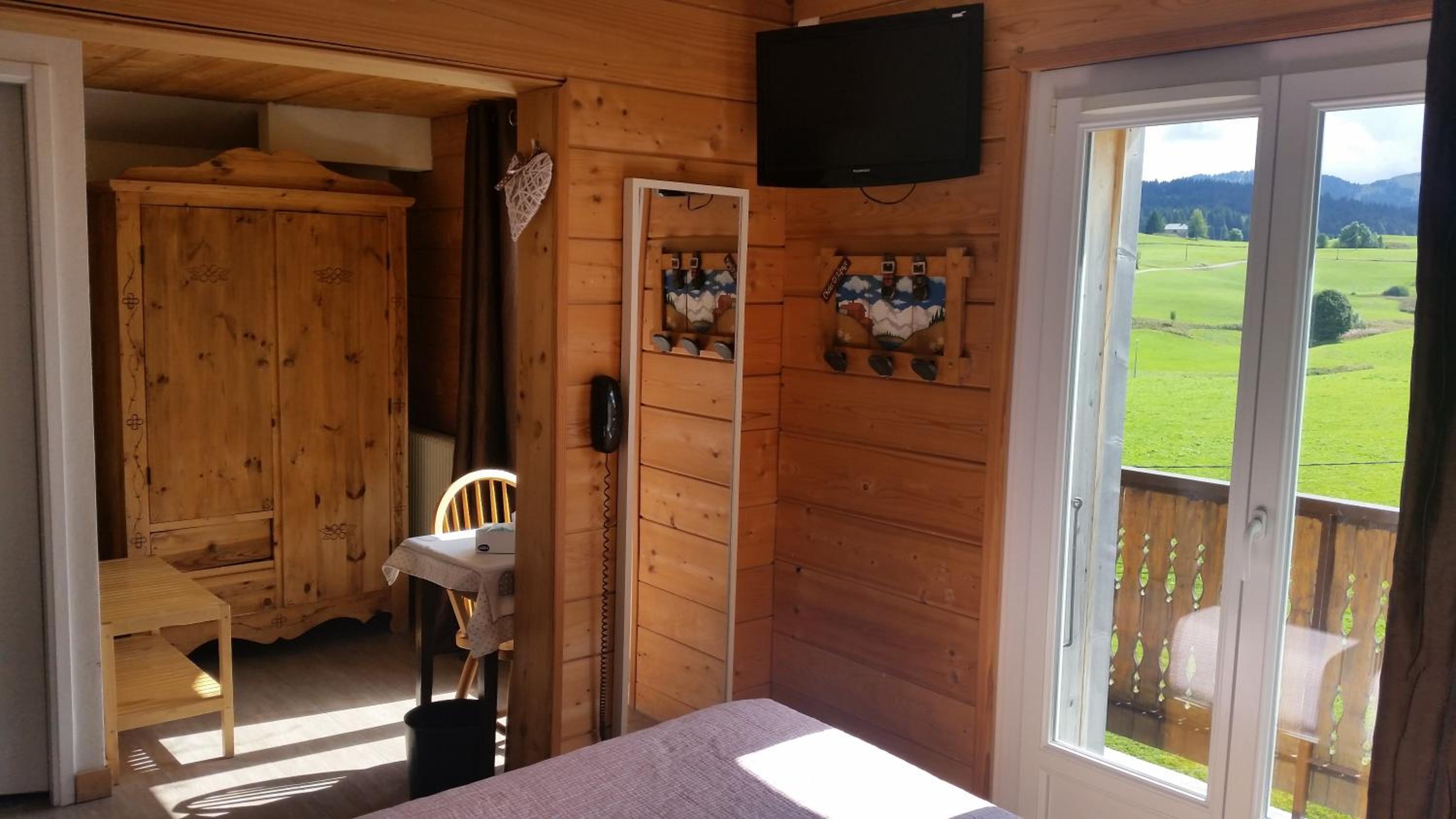Single Room photo 2