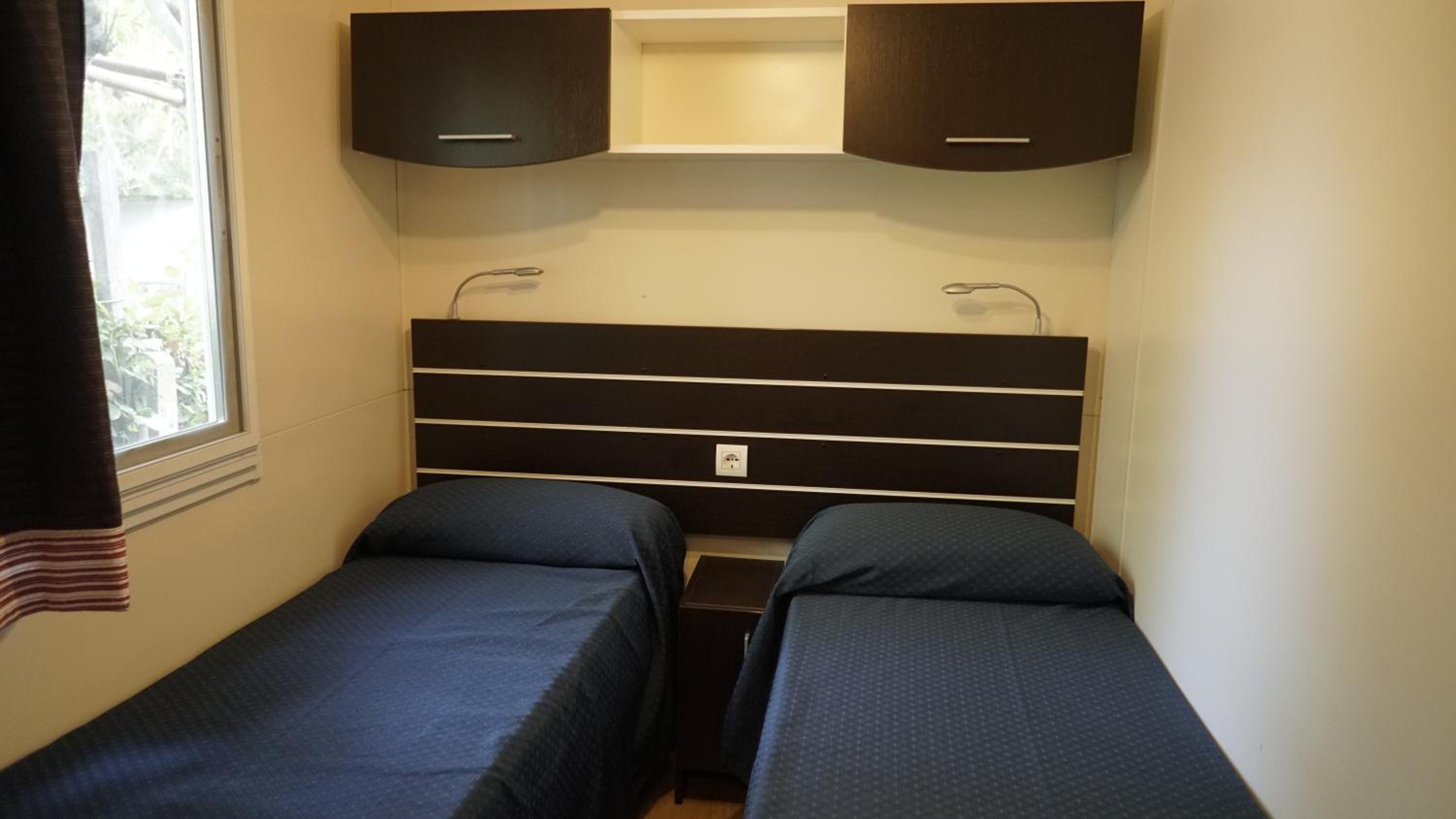 Mobile Home with 2 bedrooms photo 2