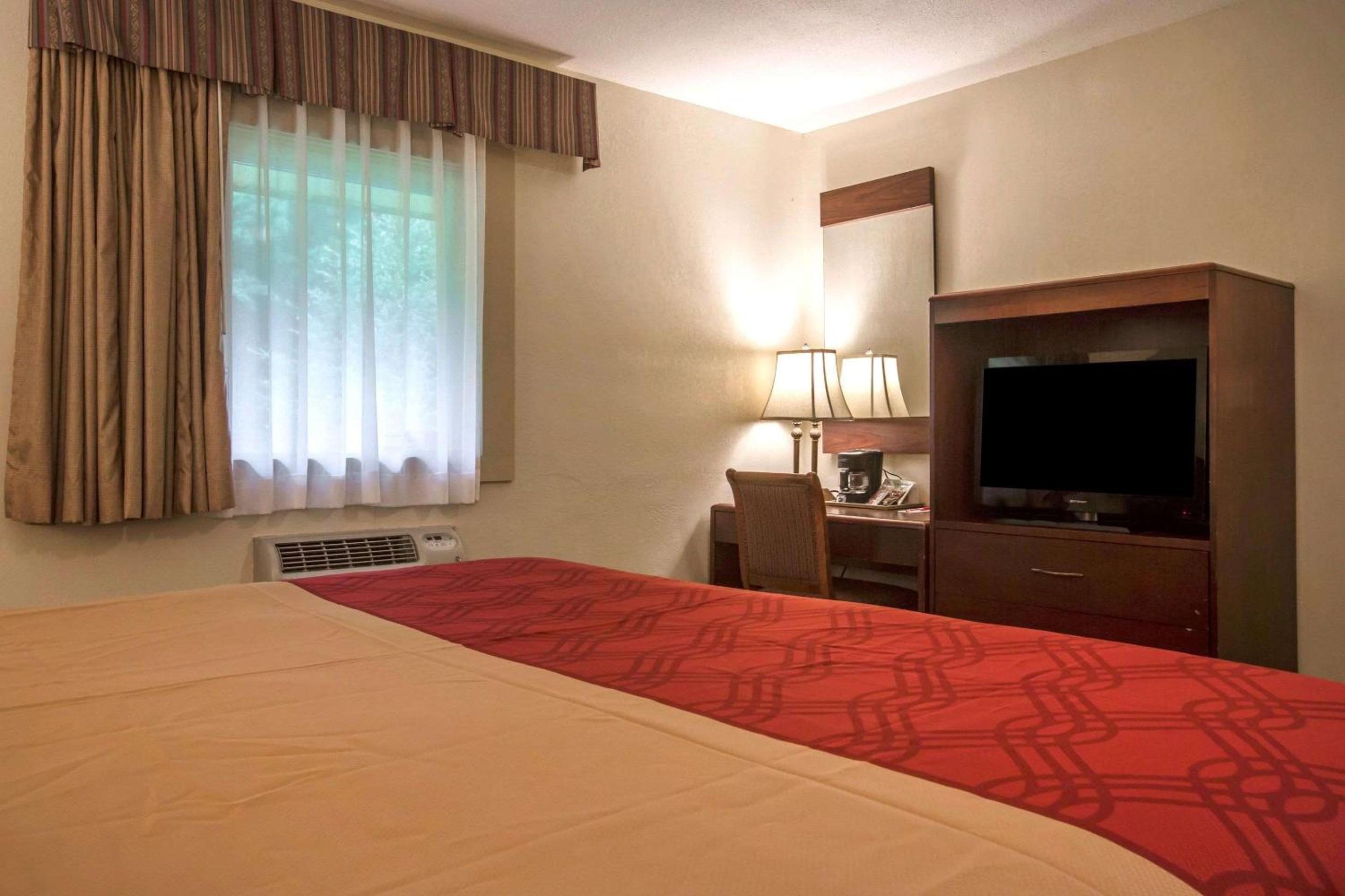 Econo Lodge Manchester Center