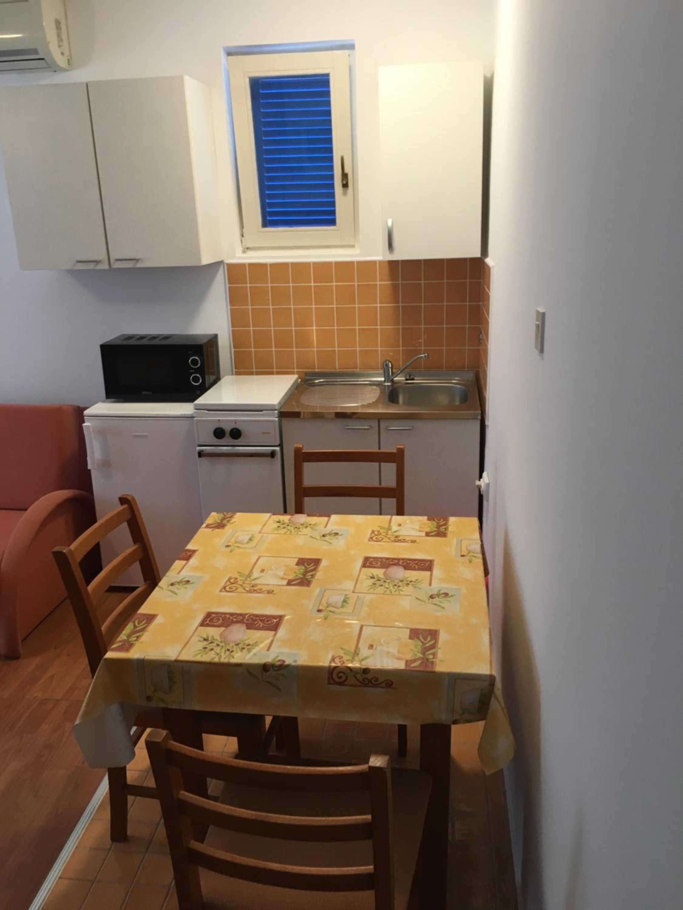 Studio Apartment photo 2