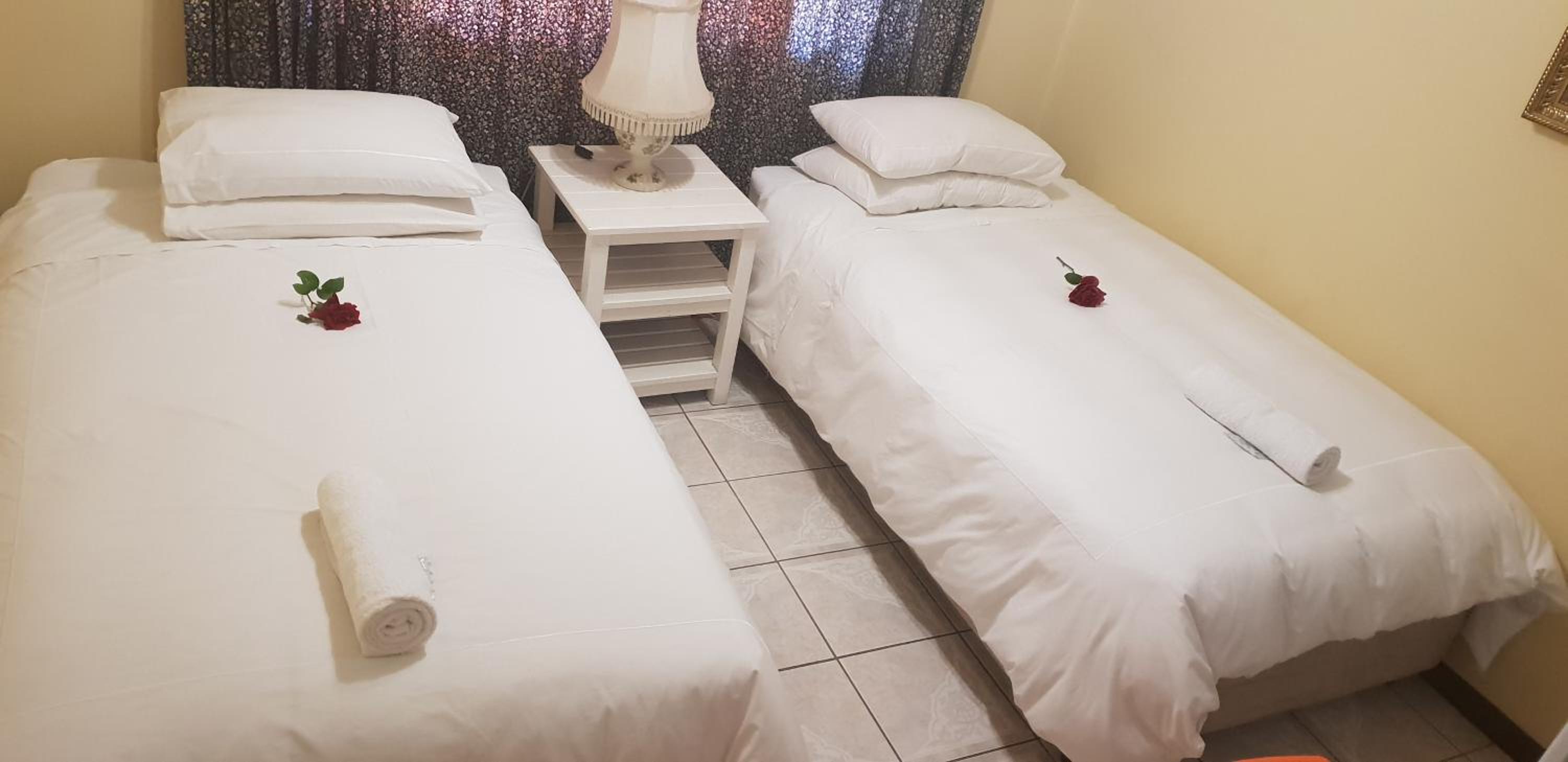 Budget Twin Room photo 1