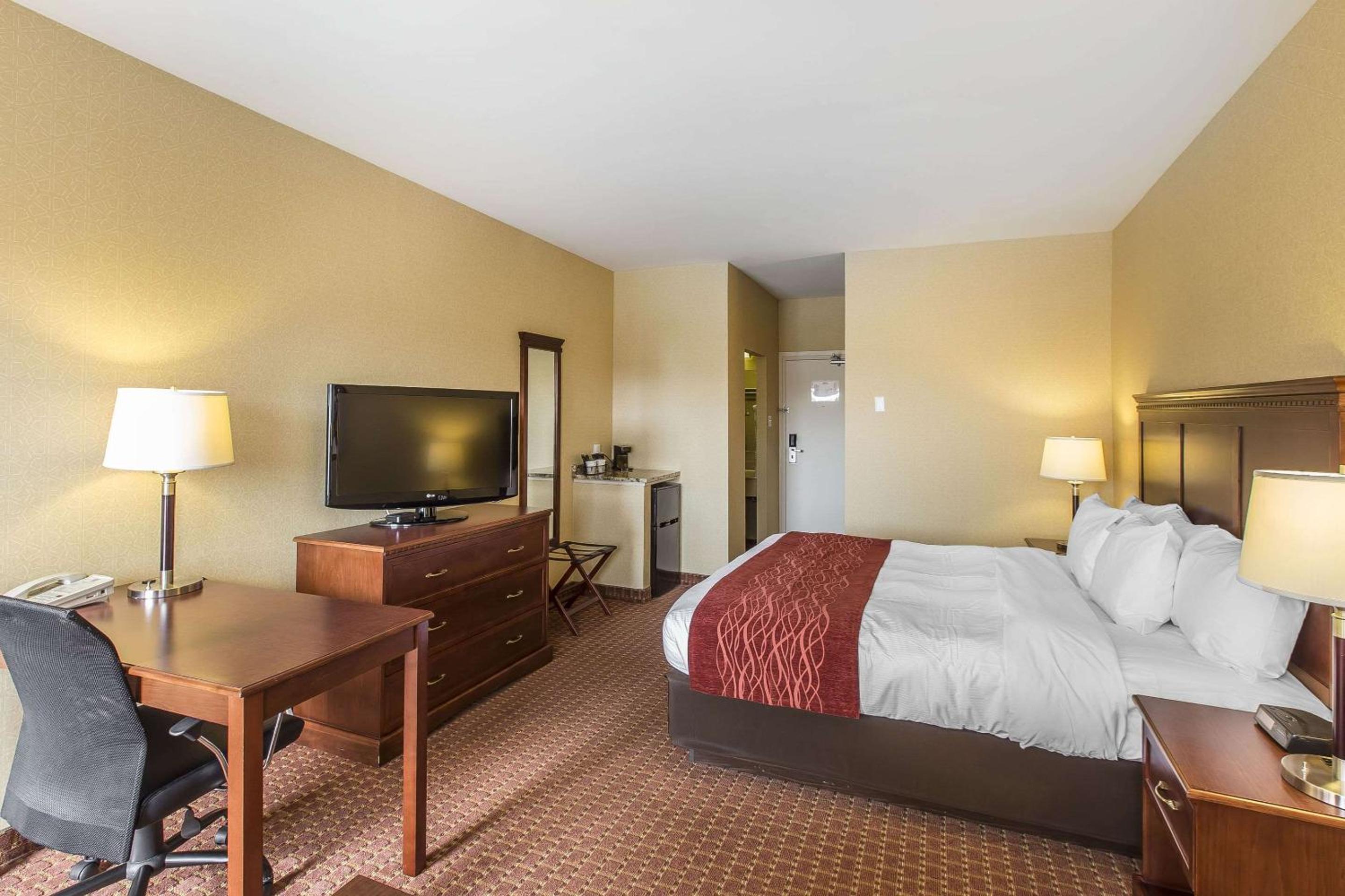 King Room with Spa Bath