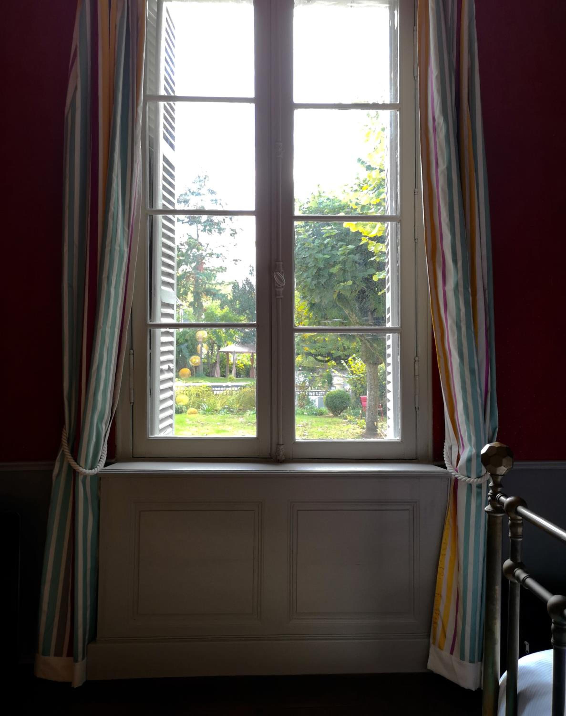 Suite with Garden View - Photo 9