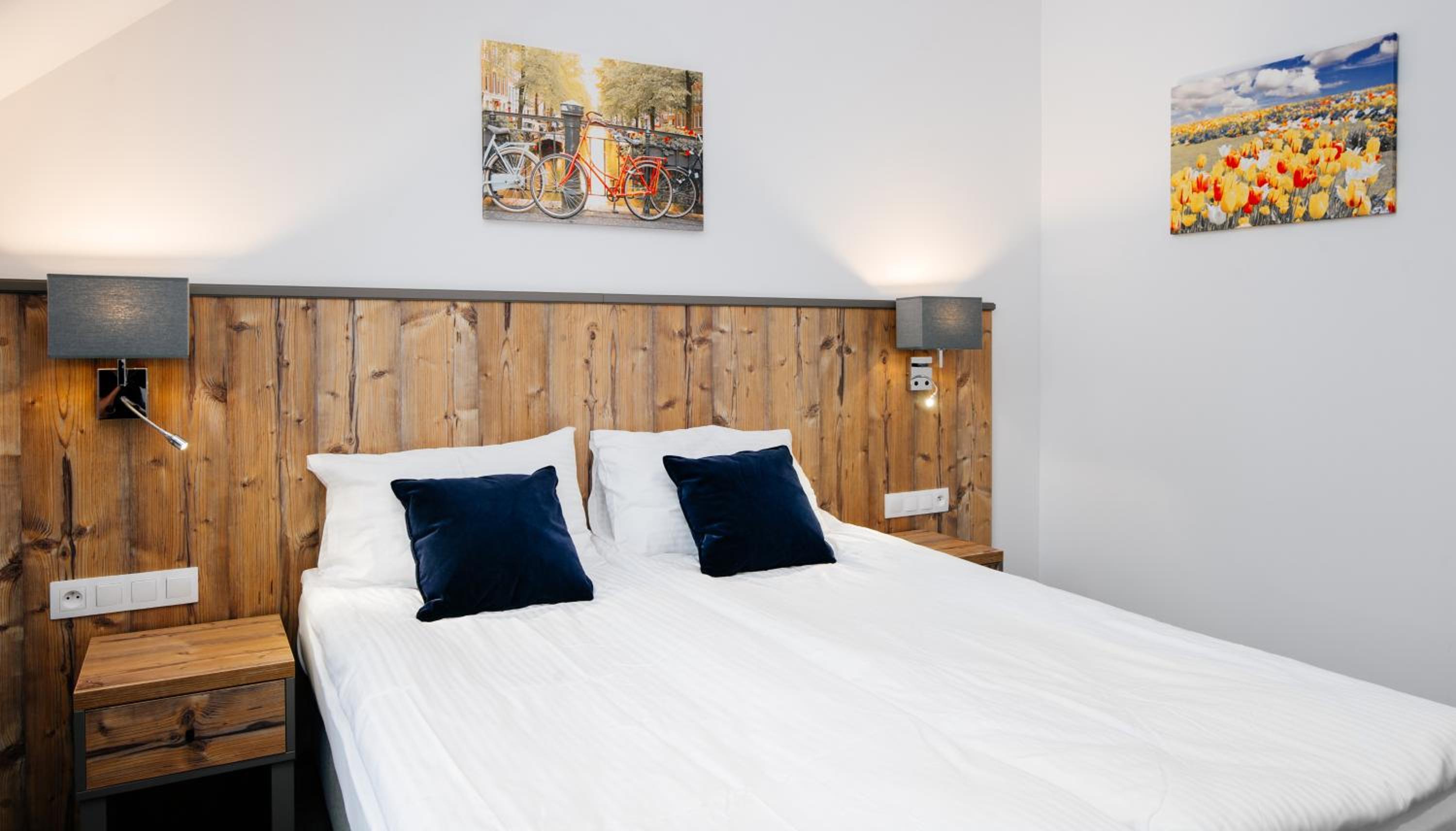Double Room - Photo 2
