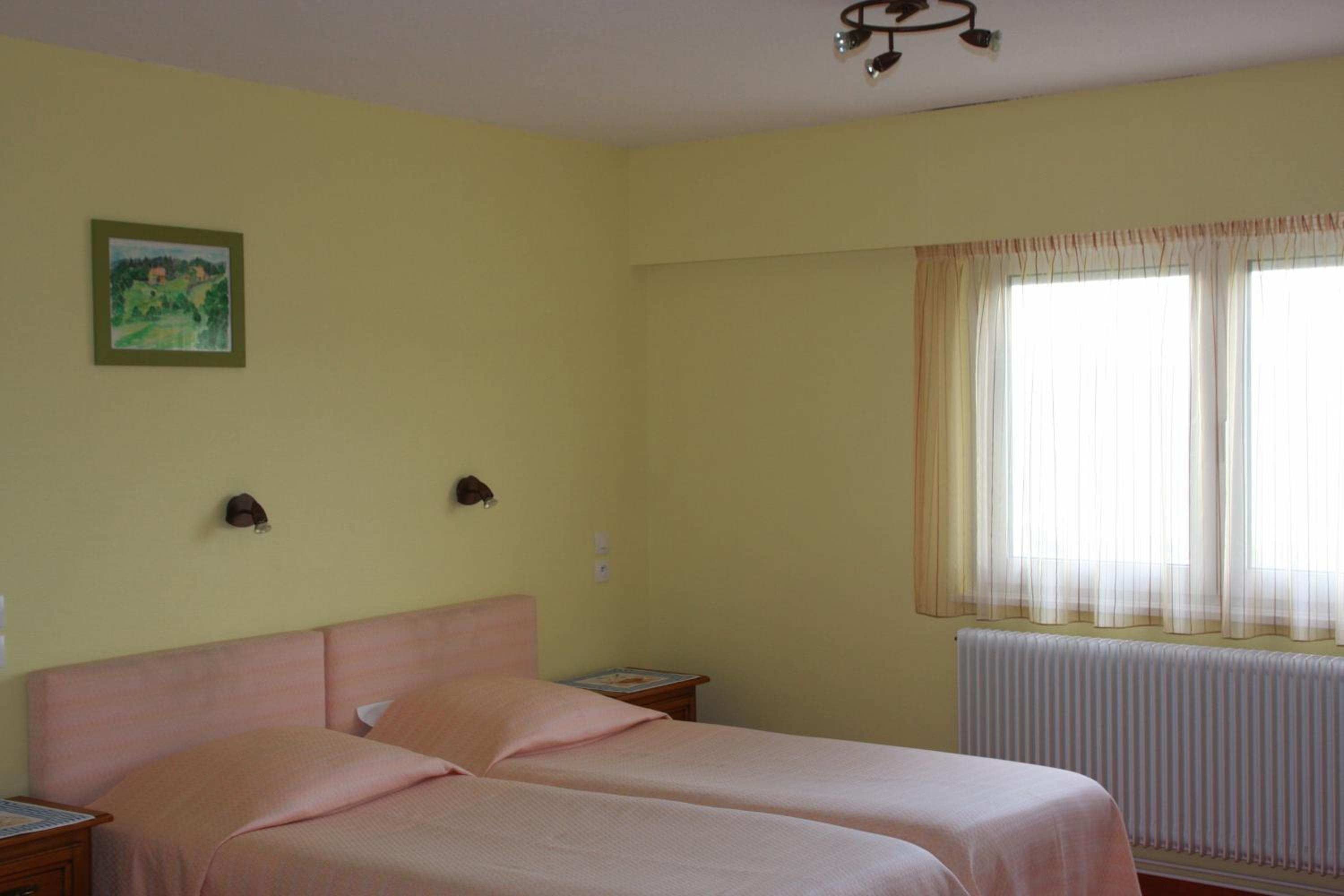 Standard Twin Room photo 3
