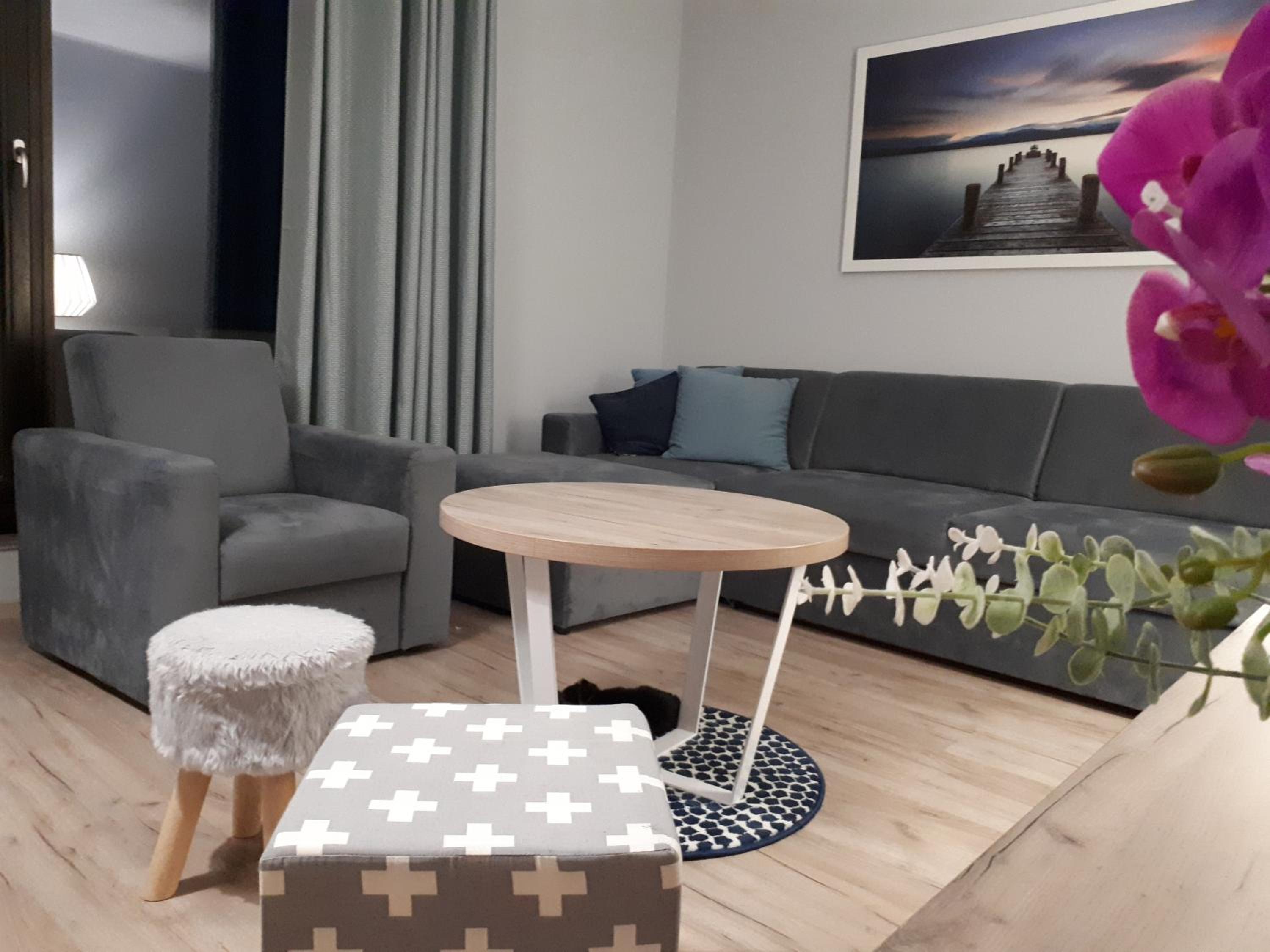Apartment with Terrace and Sea View