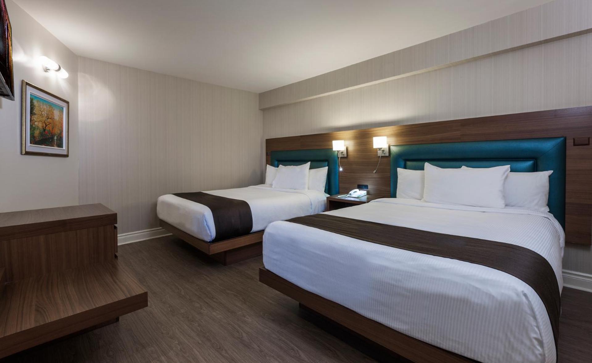 Deluxe Junior Suite with Two Queen Beds  photo 1