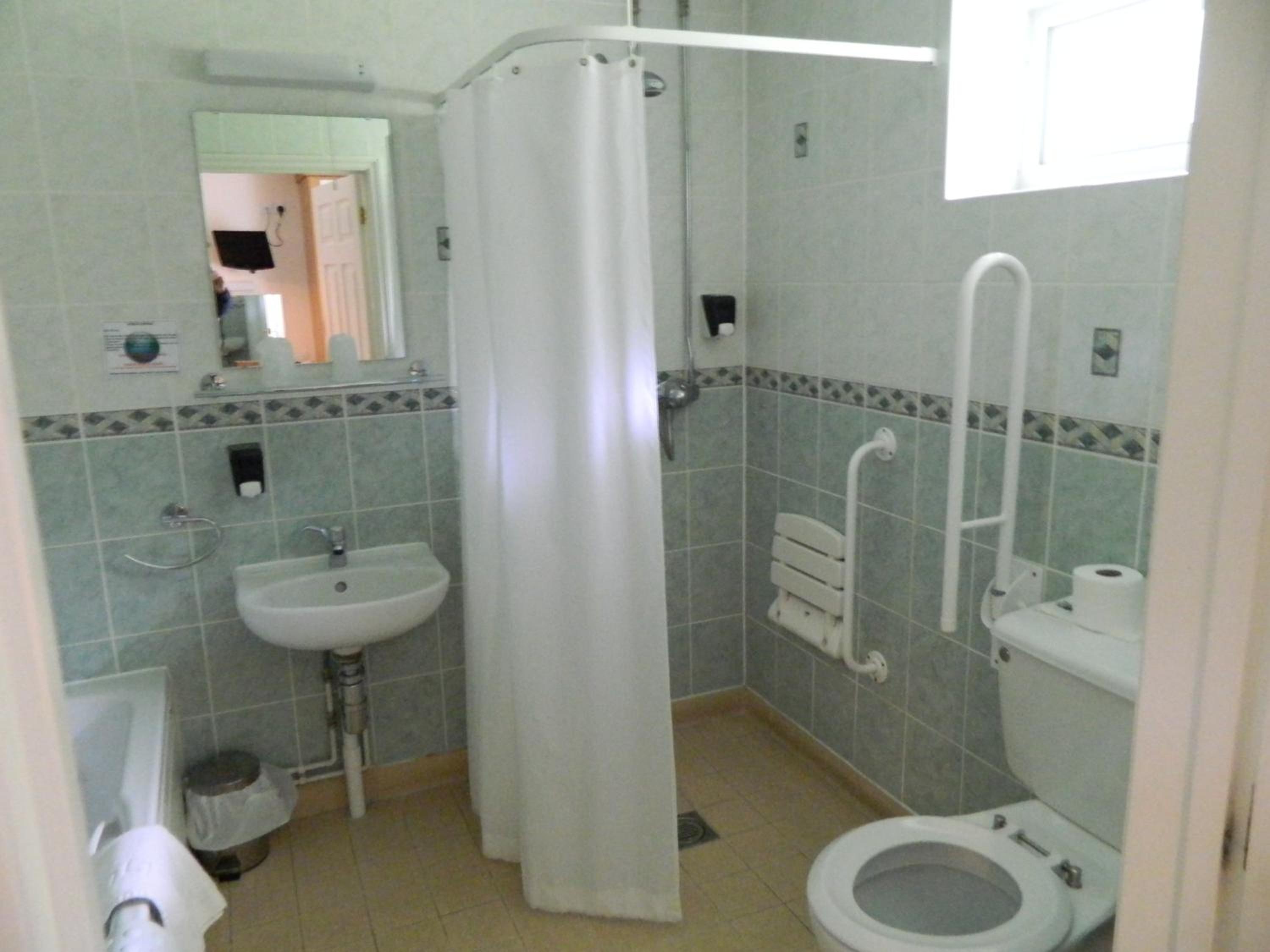 The Cedars Hotel, Kuva 4