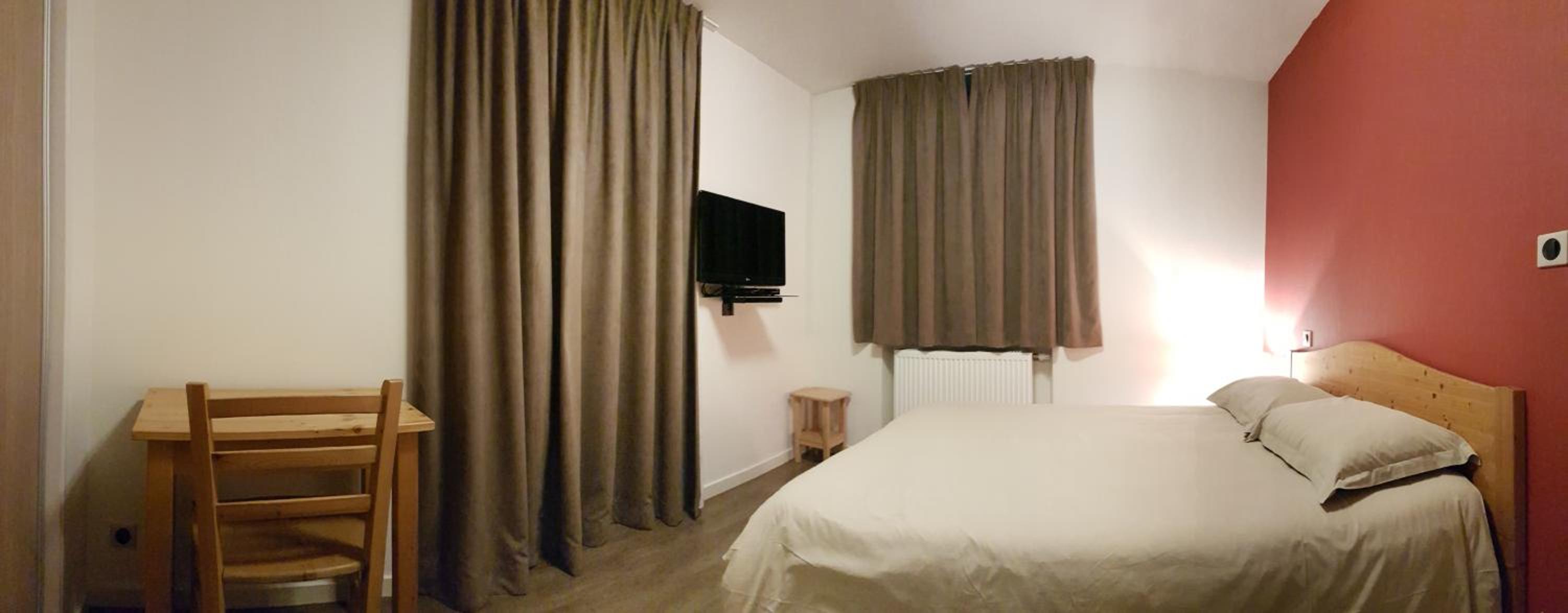 Double Room - Disability Access photo 1
