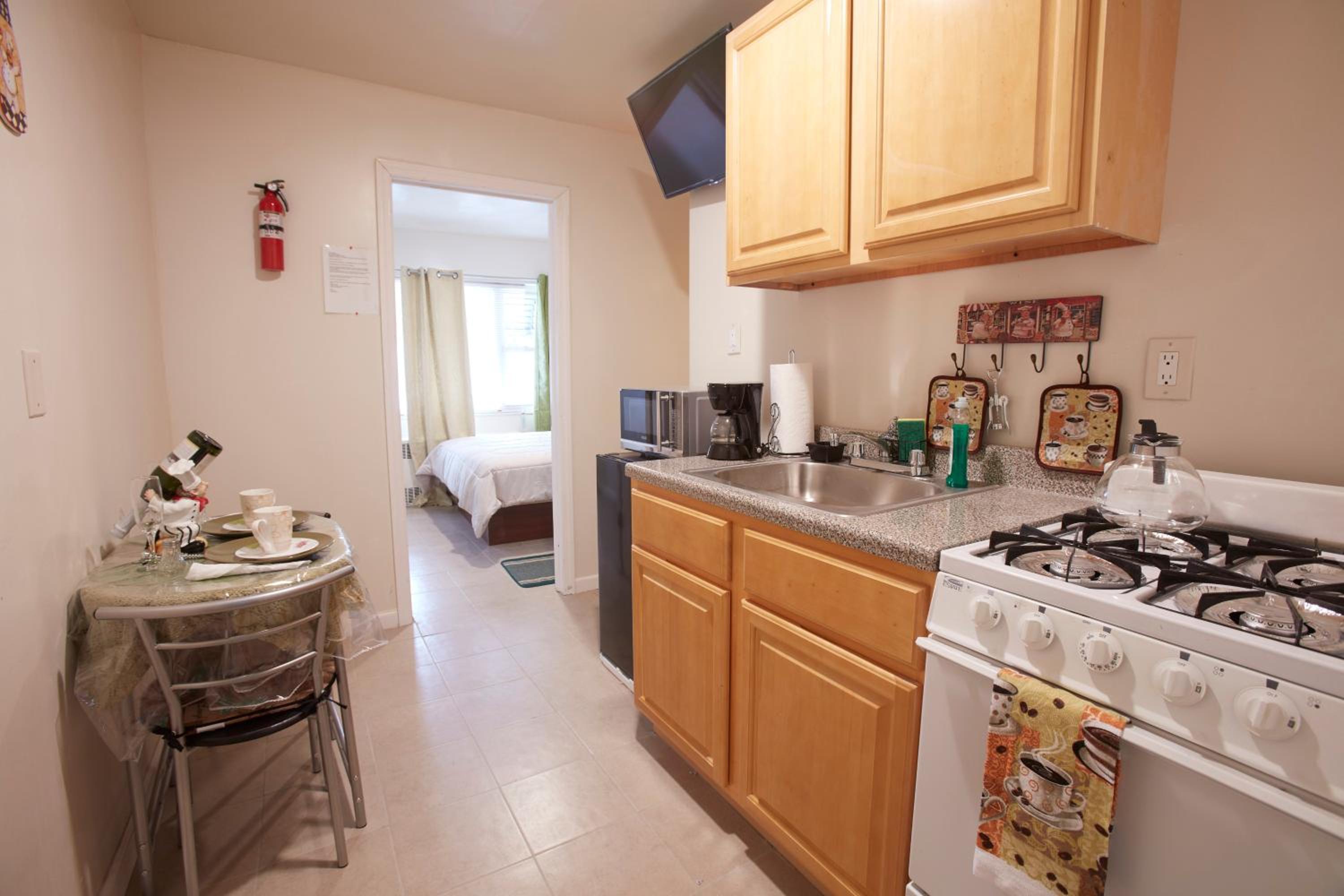 Apartment photo 2