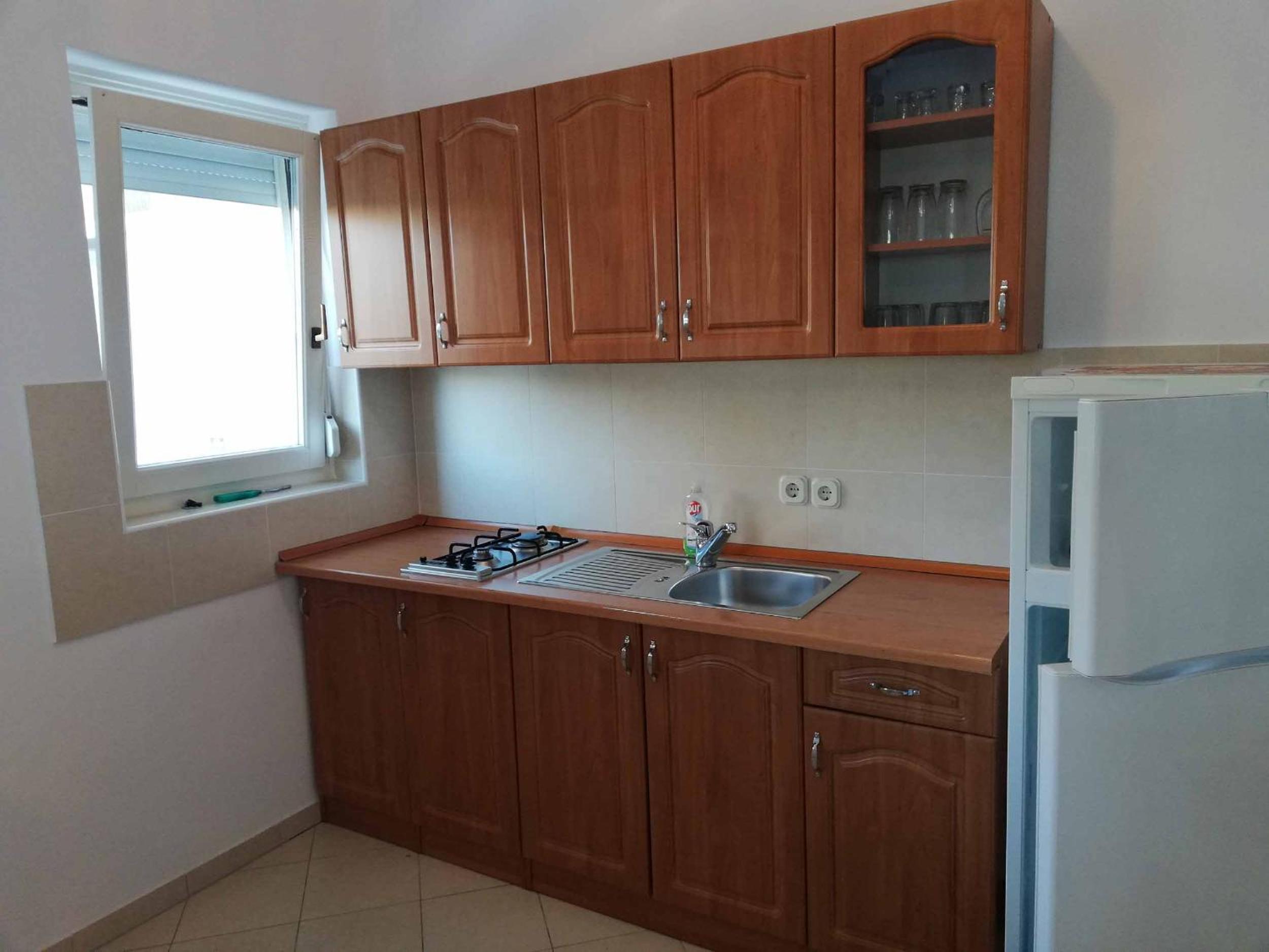 Apartment with Terrace and Garden View - Photo 4