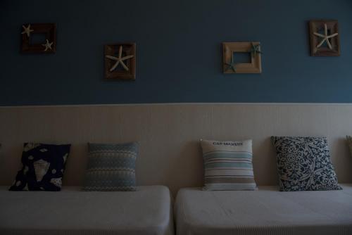 Three-Bedroom Apartment photo 3