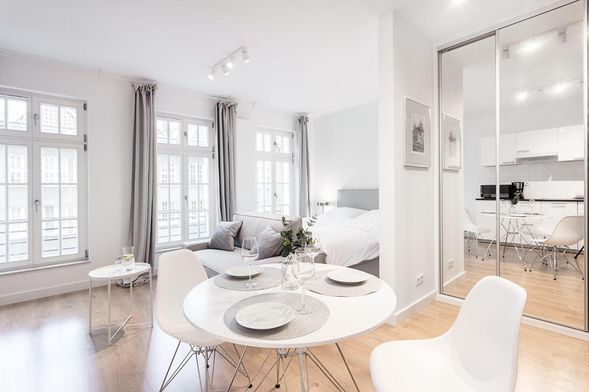 Studio Apartment