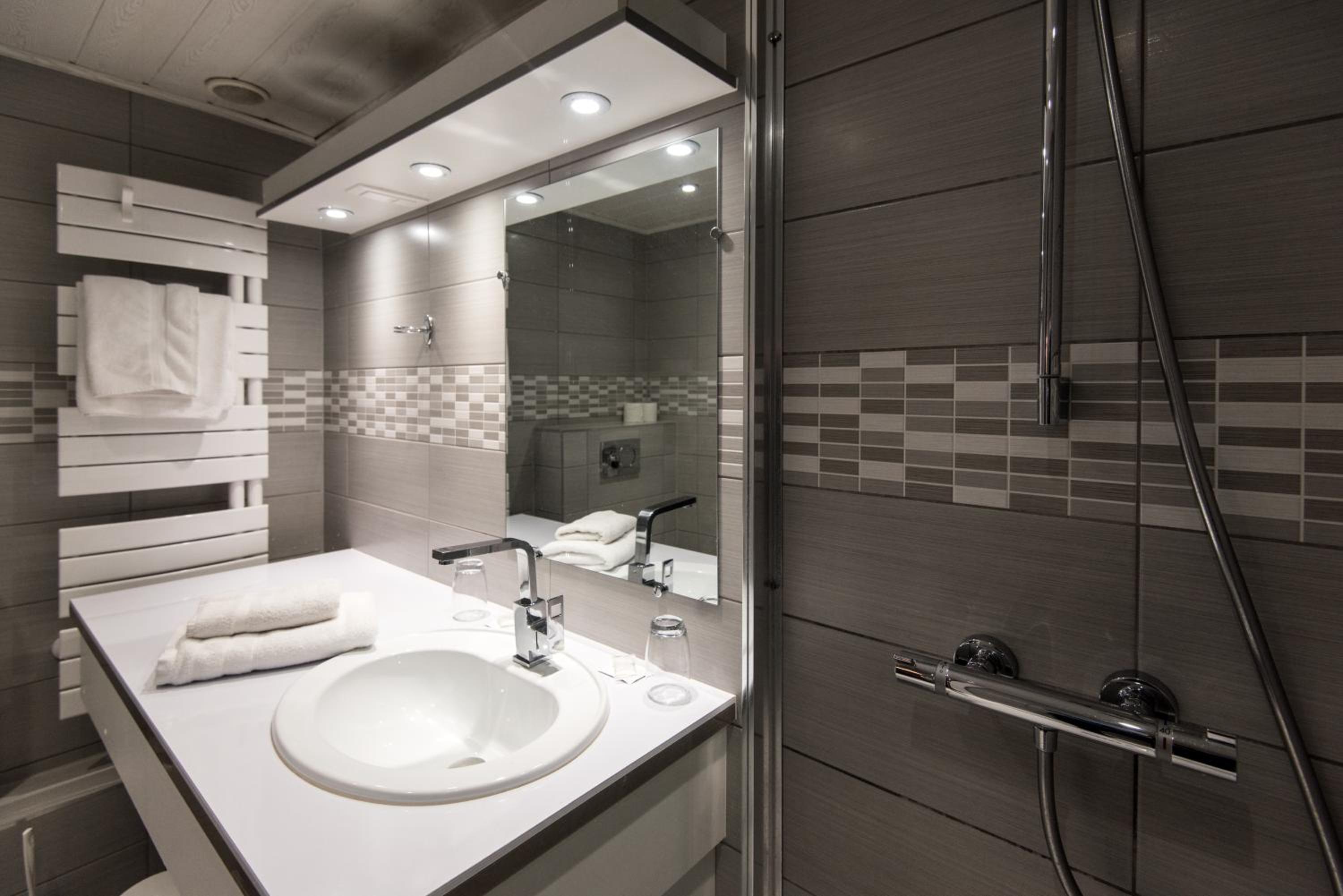 Quadruple Room with Shower