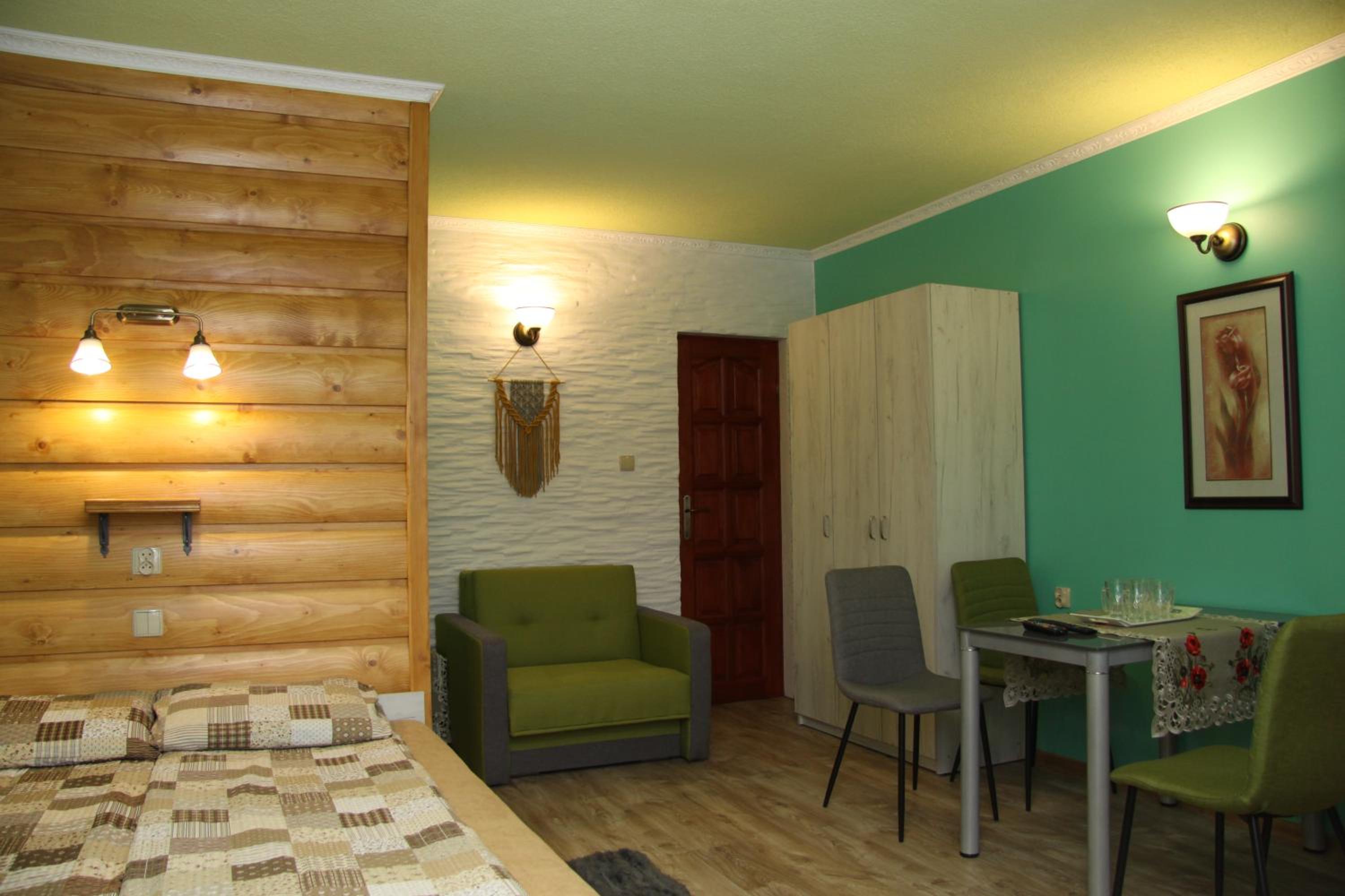 Quadruple Room with Terrace