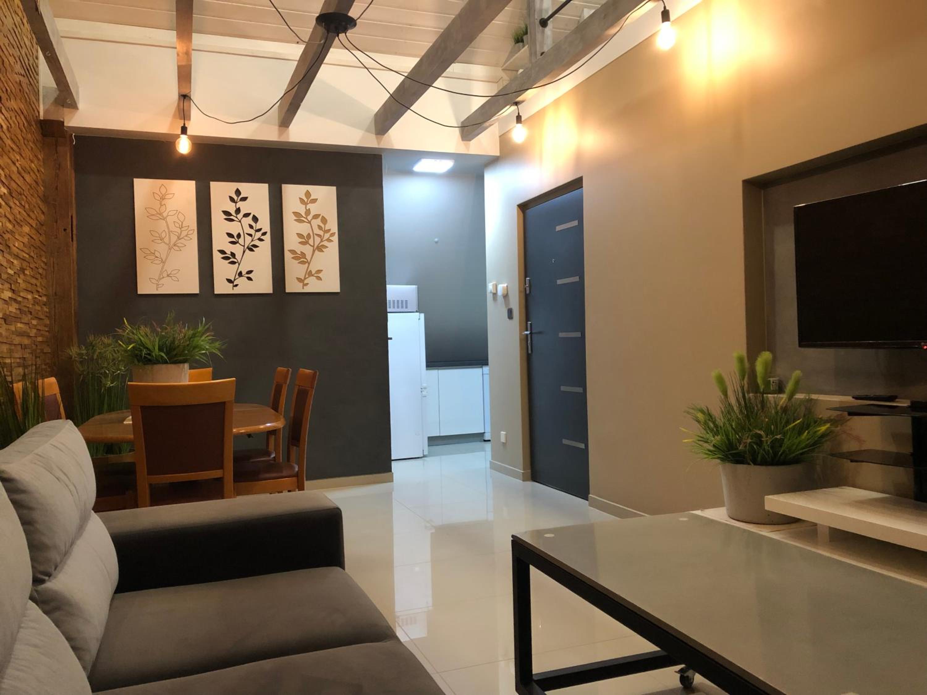 Apartment - Photo 2
