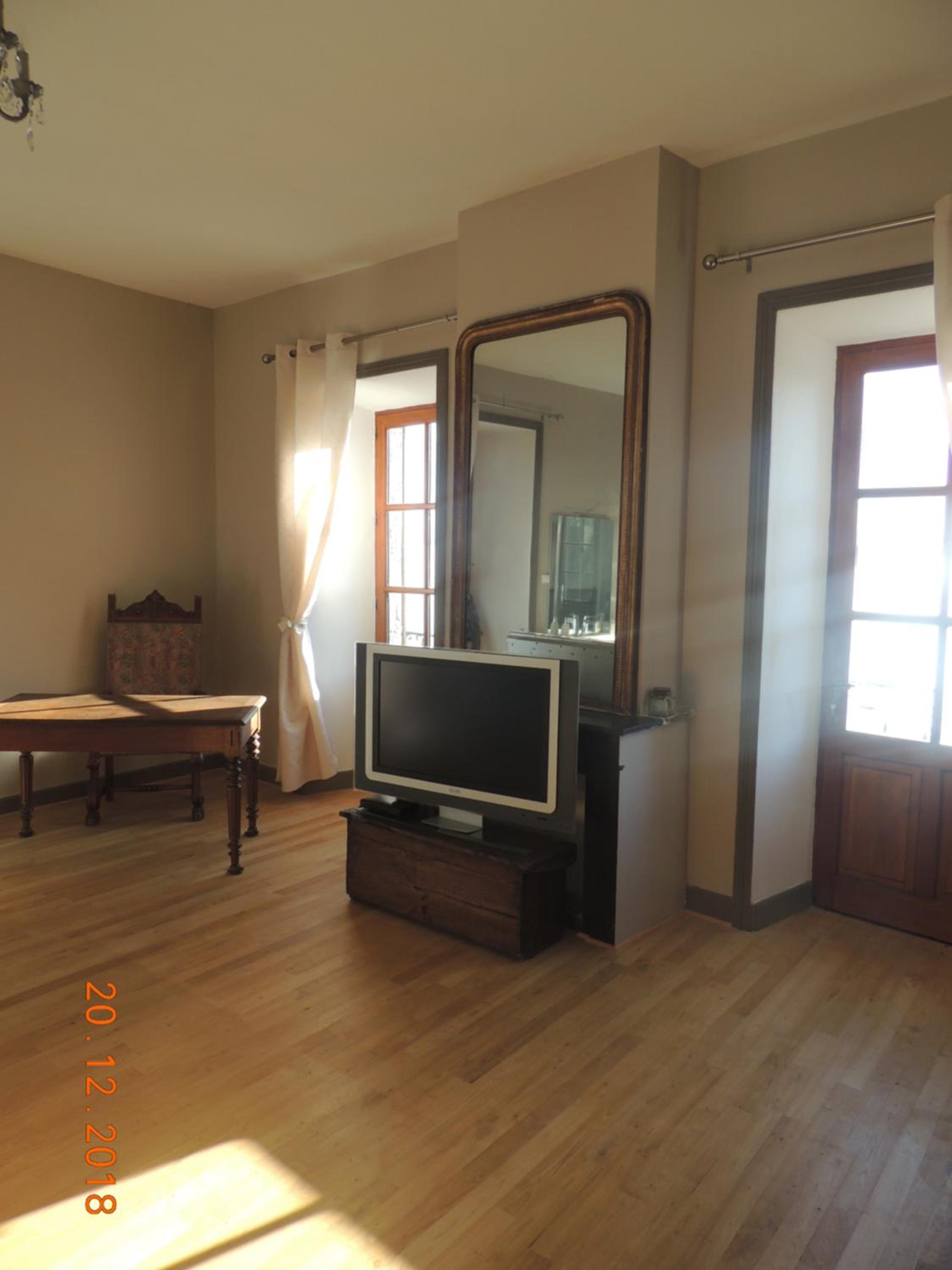 Deluxe Double Room with Castle View photo 2