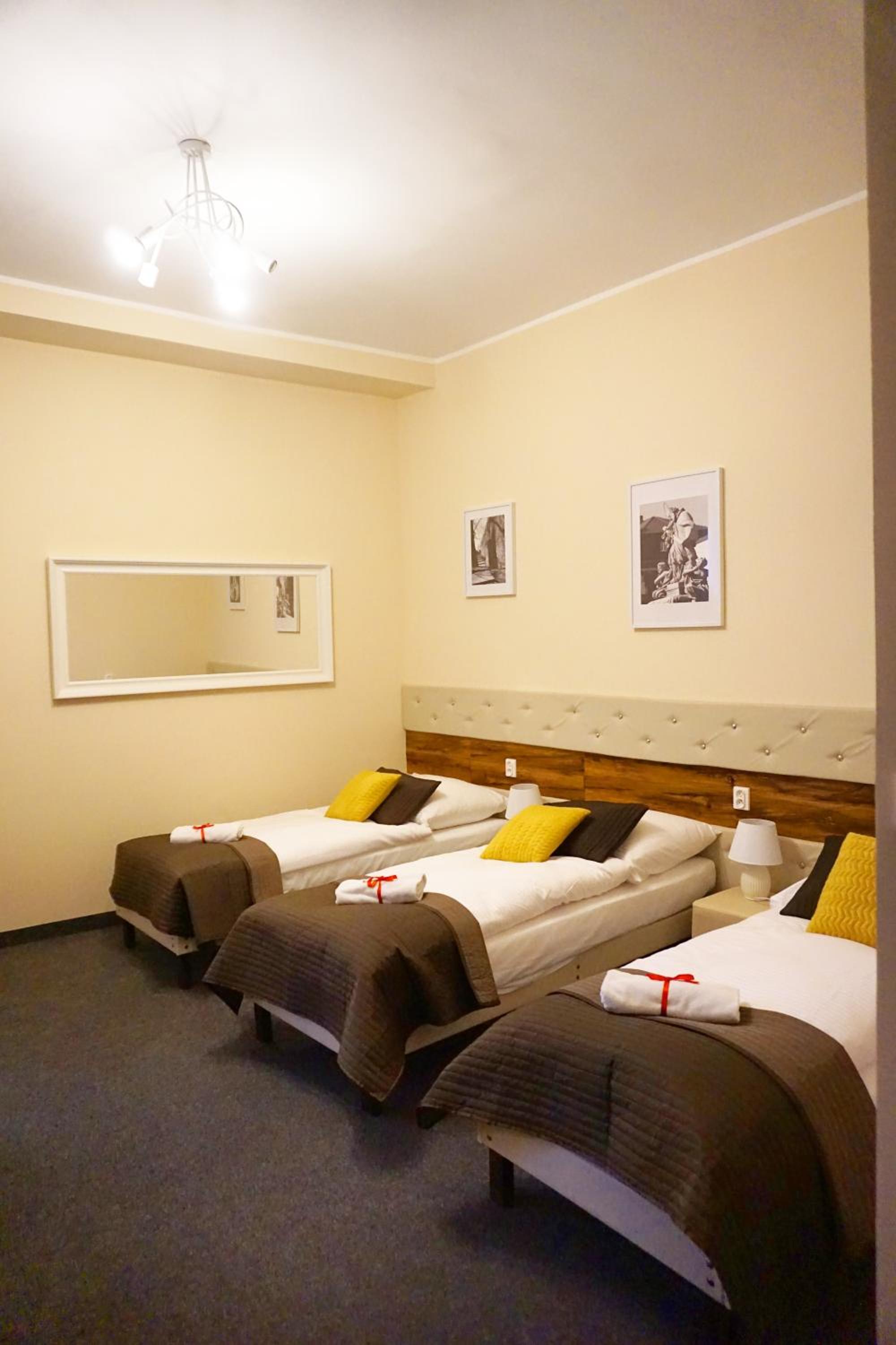 Comfort Triple Room - Photo 14