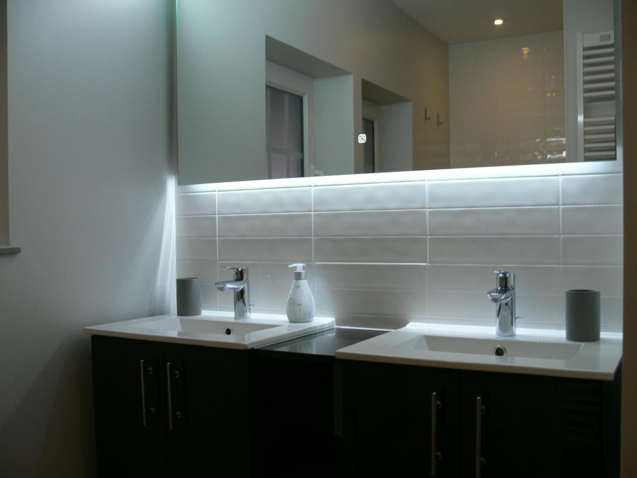 One-Bedroom Suite - Photo 1